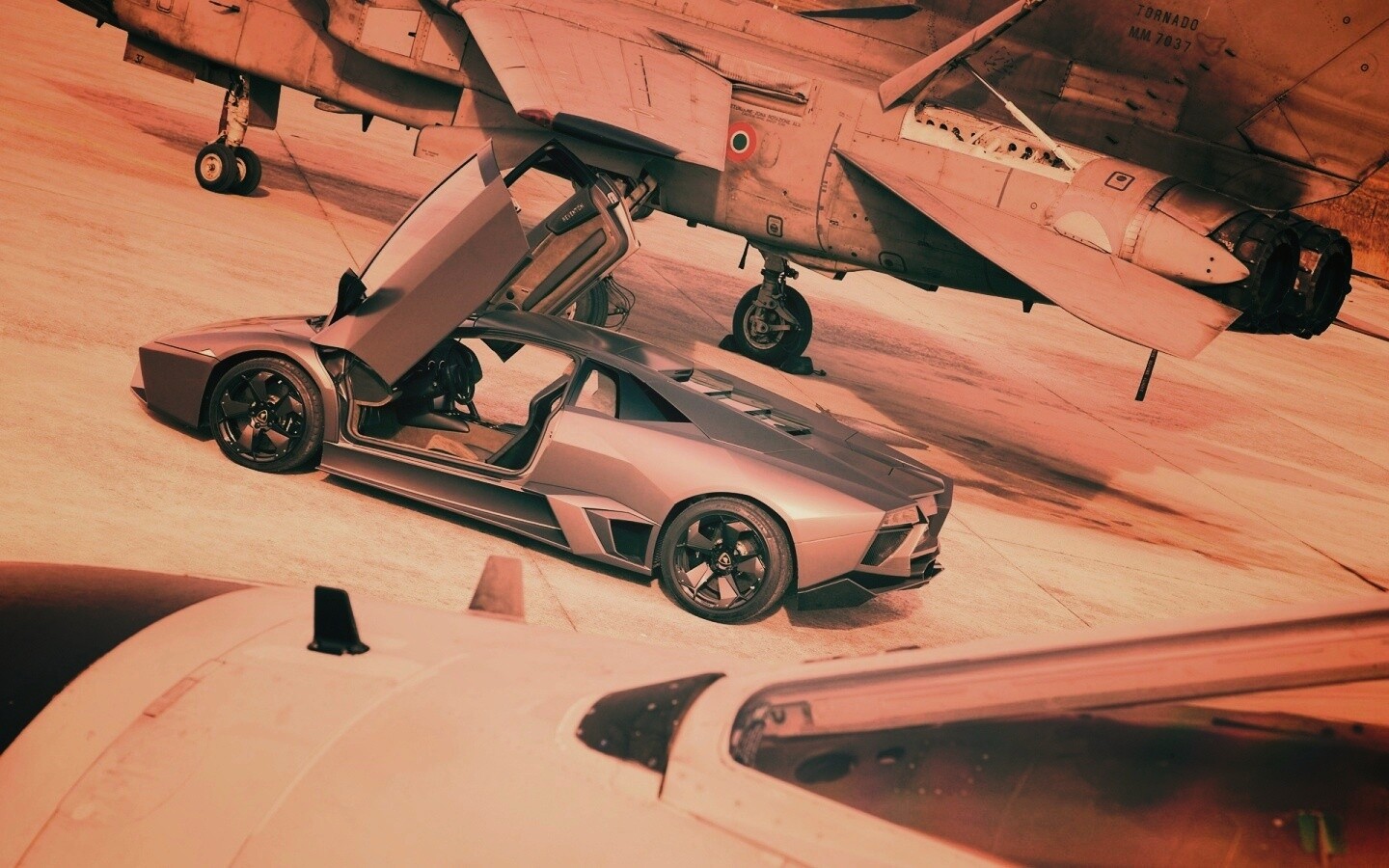 Ламборджини на военной базе обои