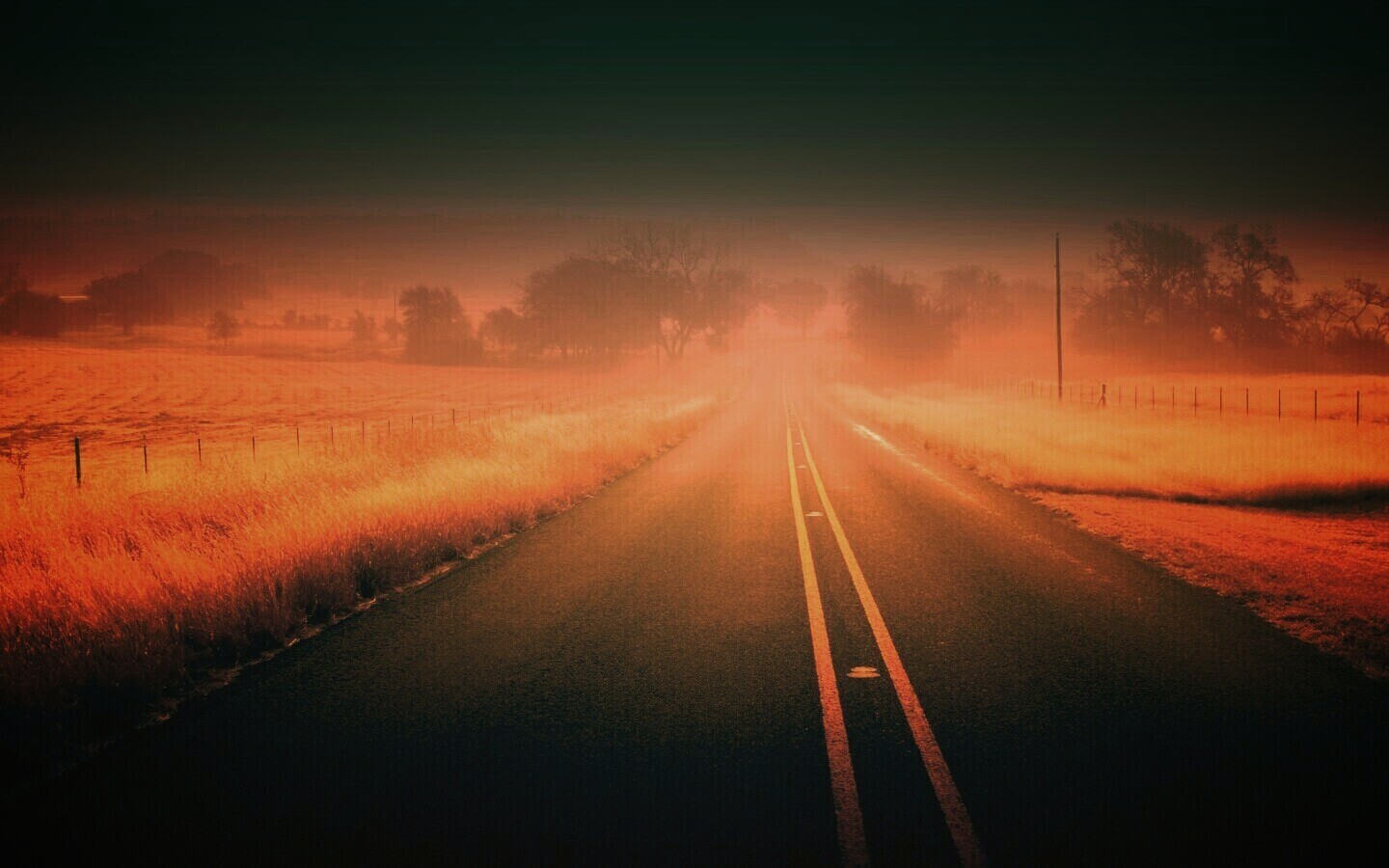 Туманная дорога обои