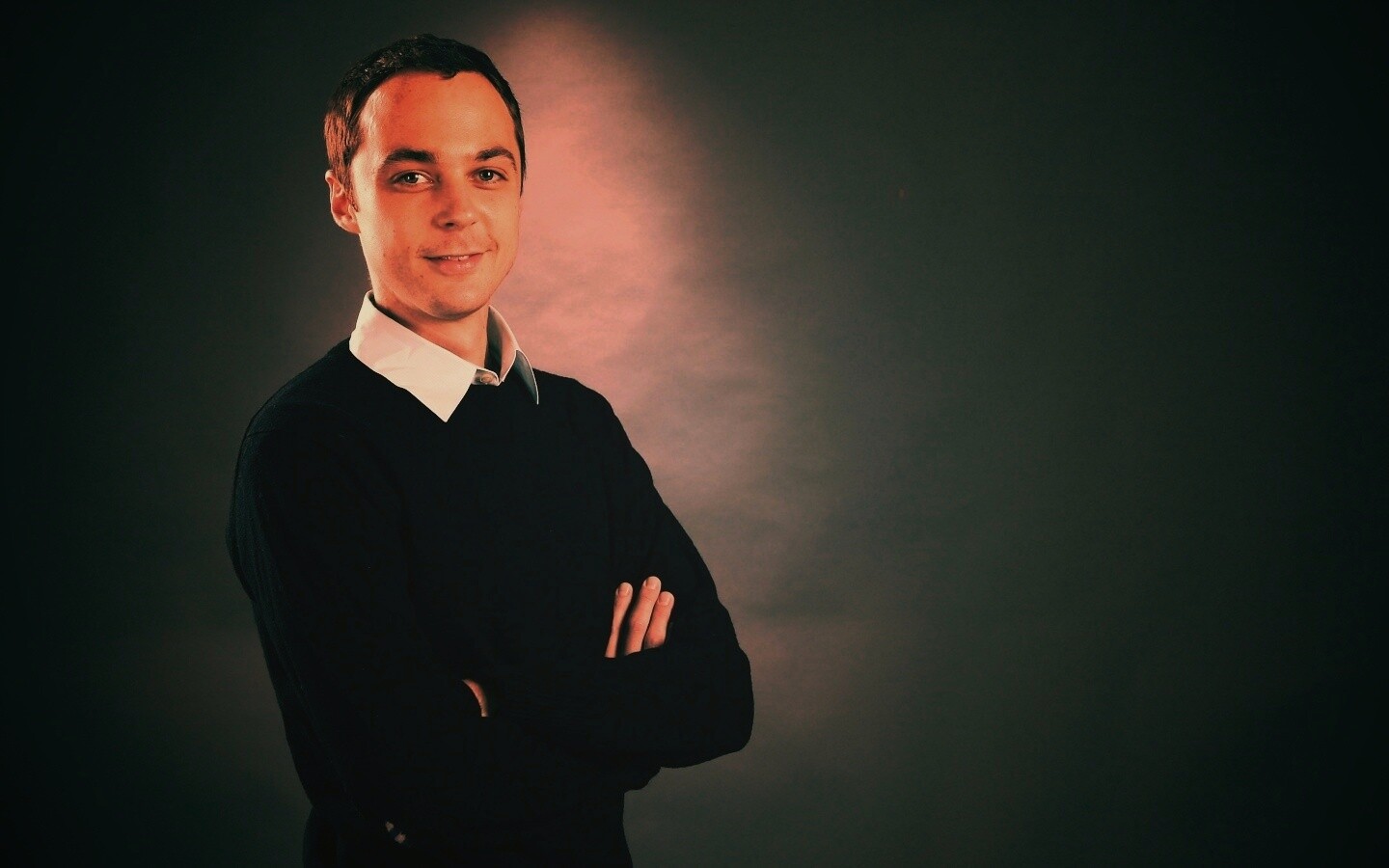 Джим Парсонс студийное фото обои