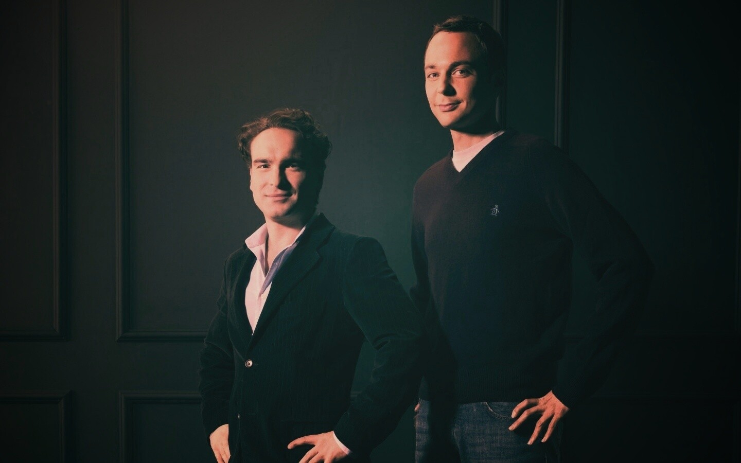 Джонни Галаки и Джим Парсонс обои