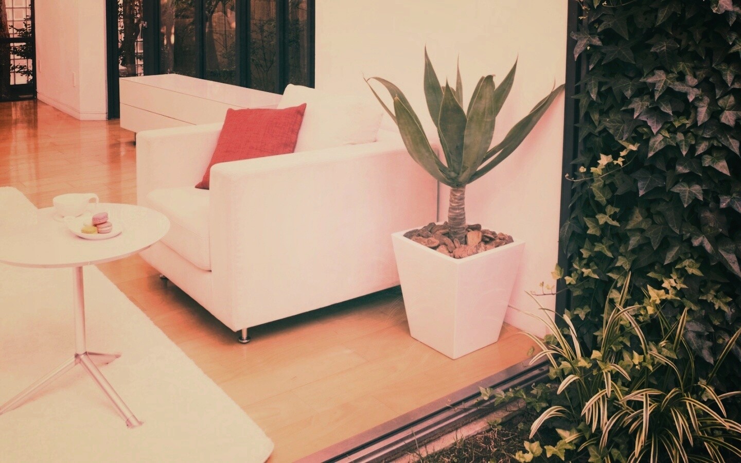 Белое кресло обои