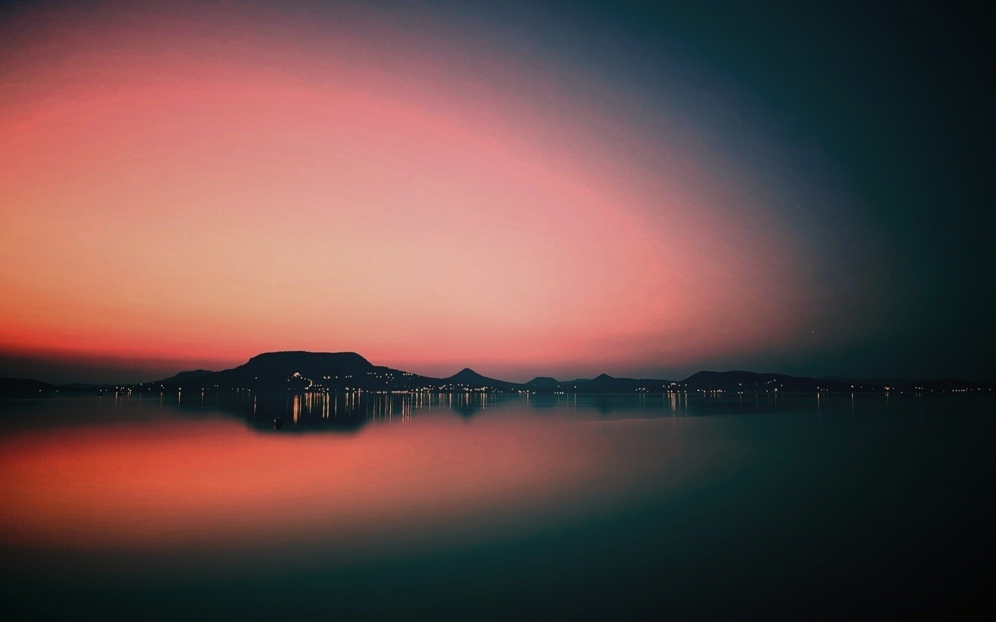 Город на том берегу обои