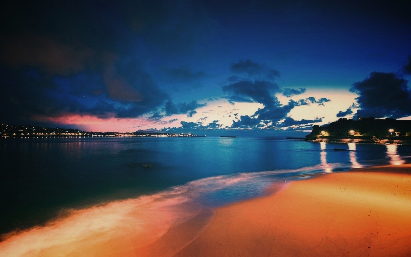 Пляж во франции ночью обои