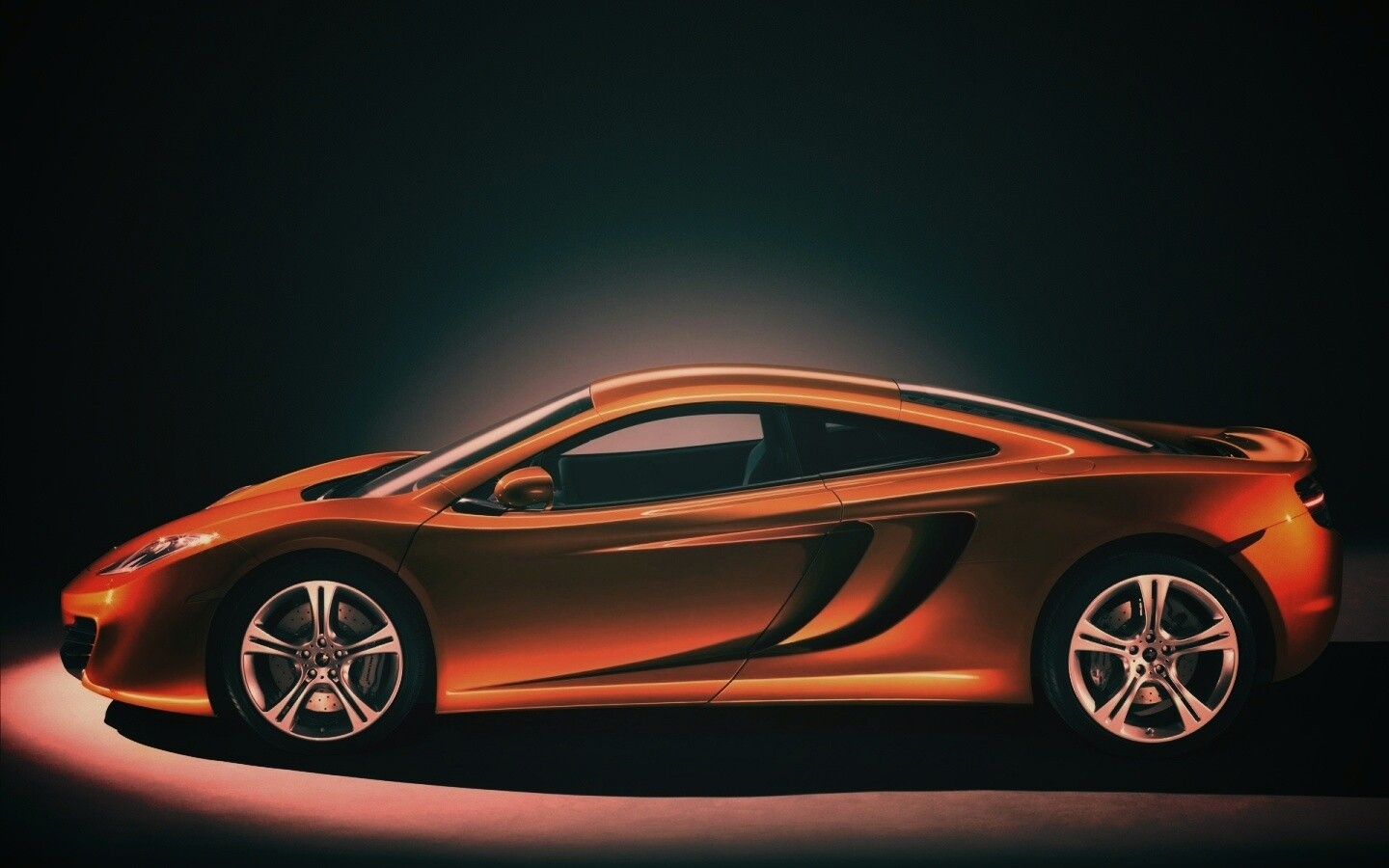 Mclaren в профиль обои