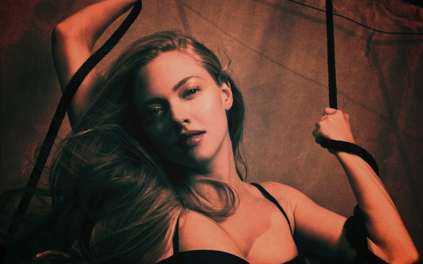 Аманда Сейфрид обои