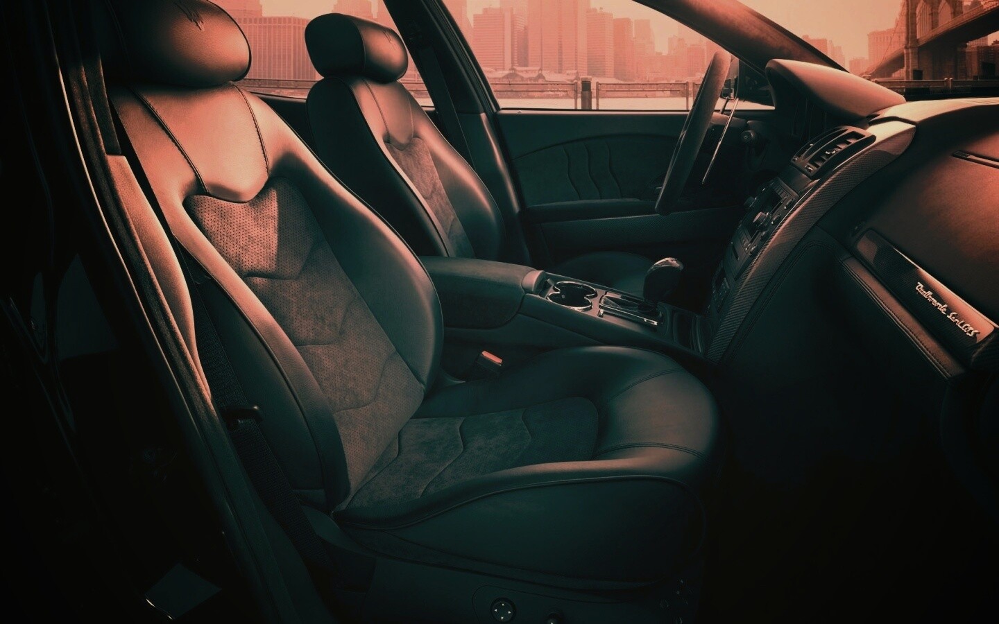 Салон мазерати quattroporte обои