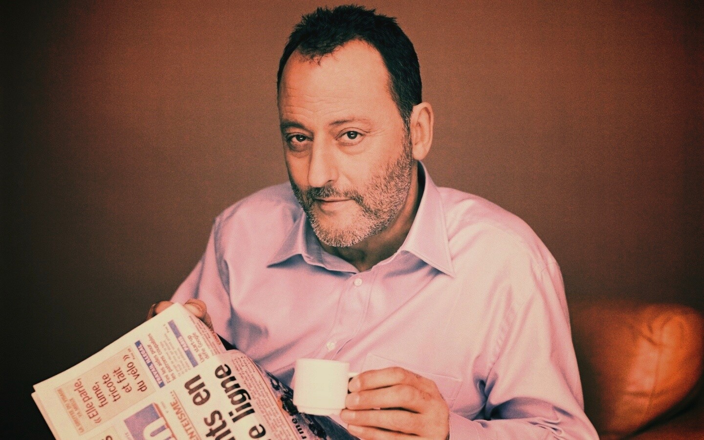 Жан рено пьет кофе обои