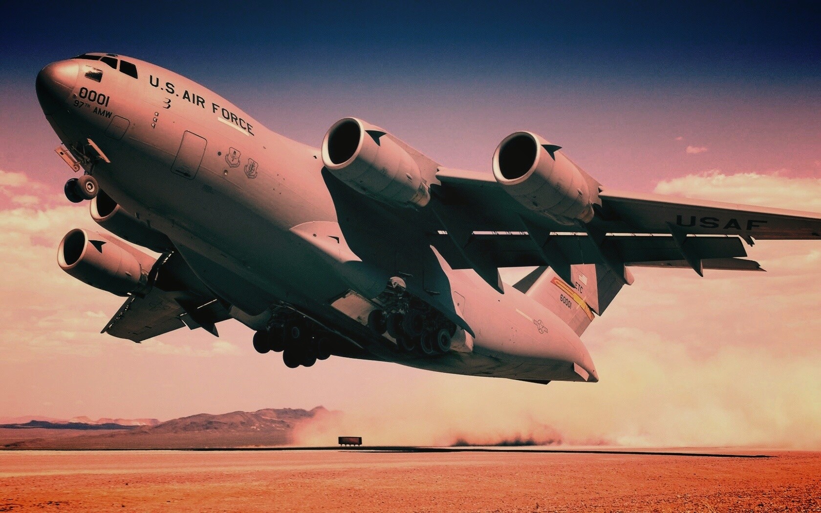 Транспортный самолет воздушных сил США обои
