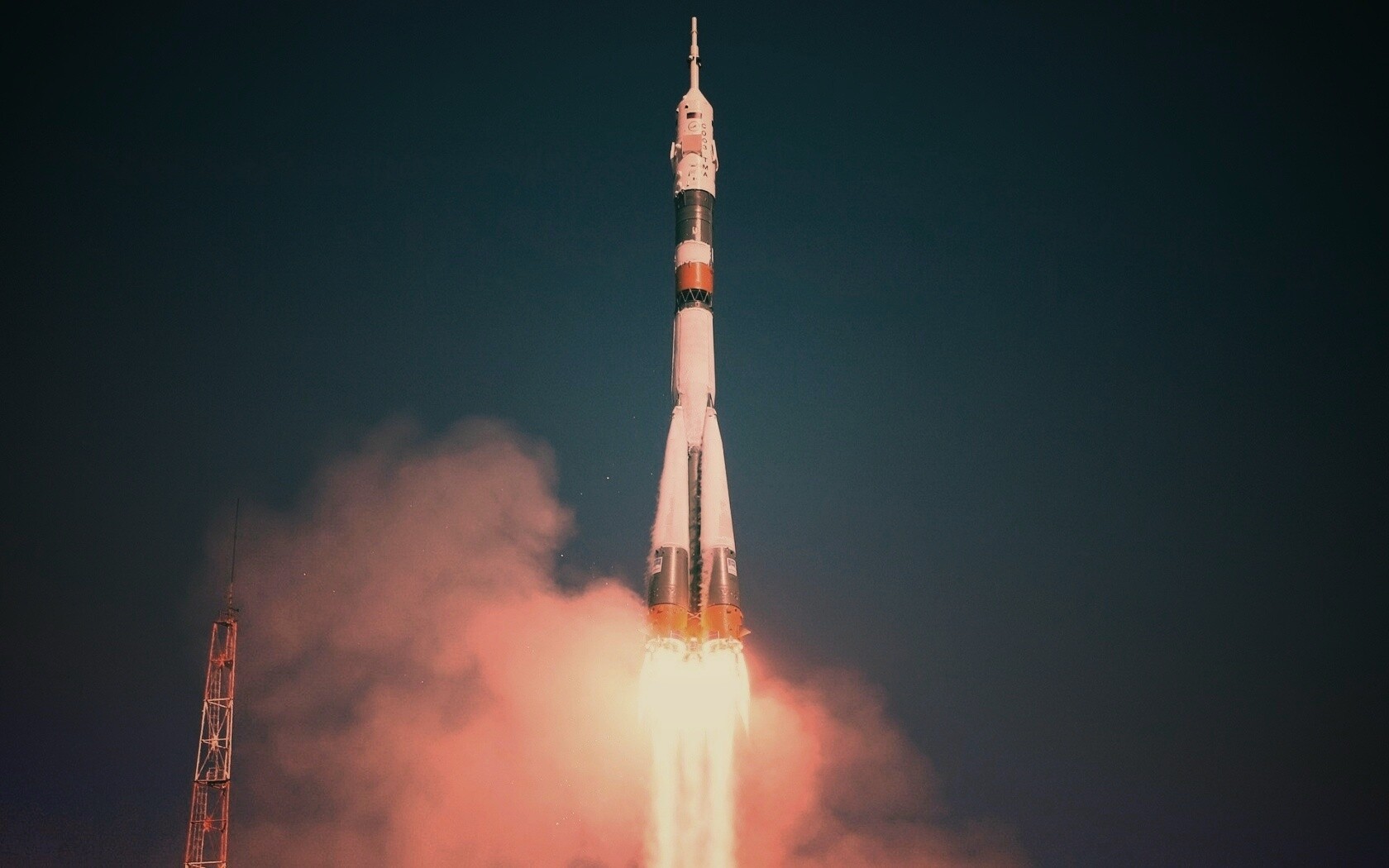 Запуск ракеты обои