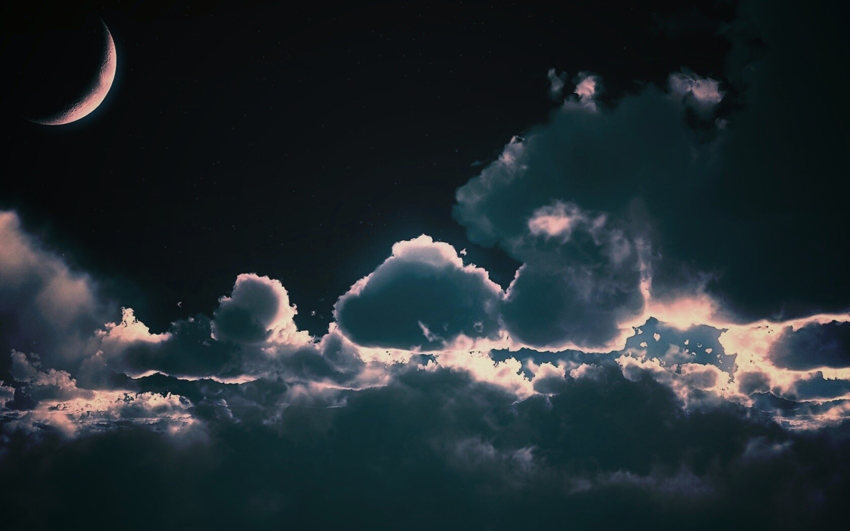 Облака и луна в ночном небе обои