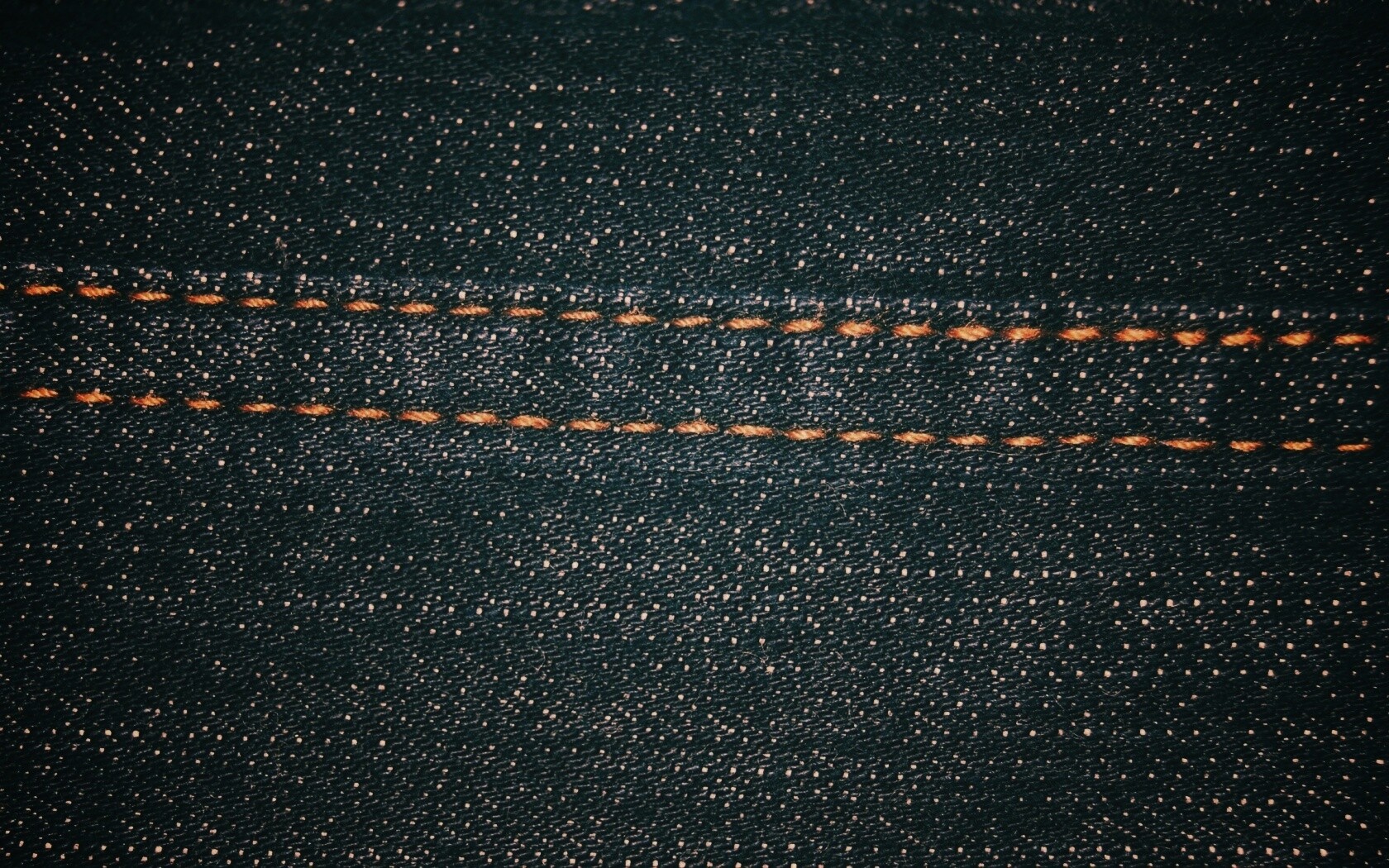 Темная джинсовая ткань со строчкой обои