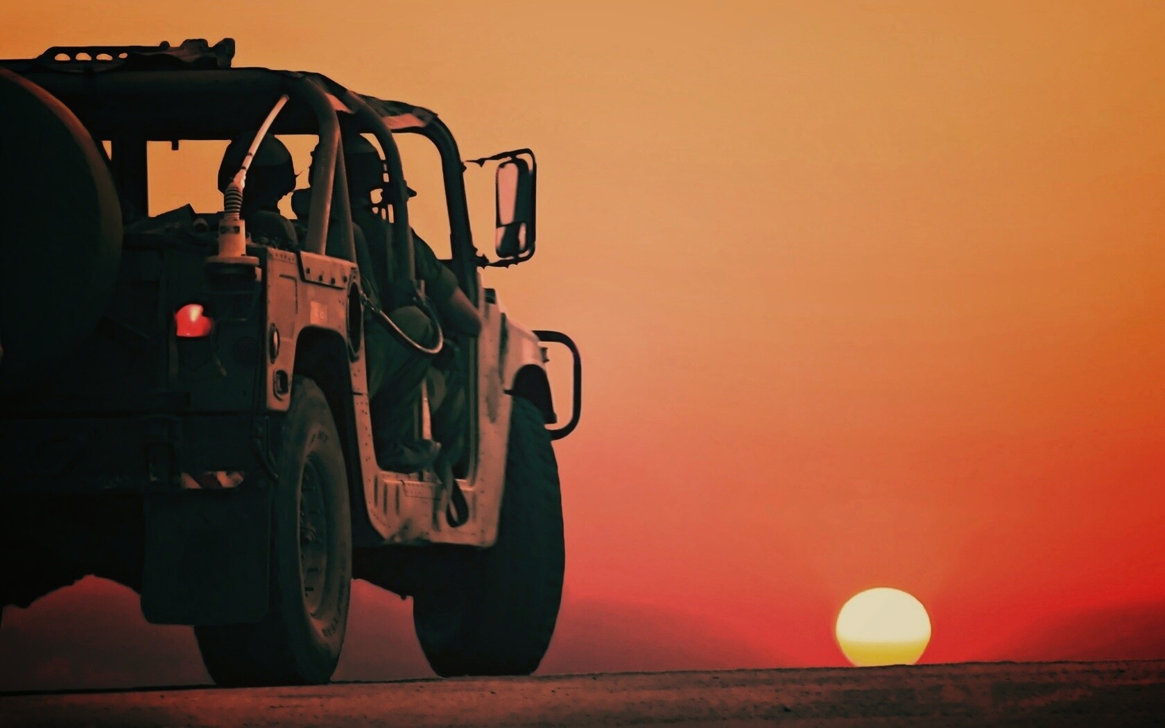 Военный Hammer обои