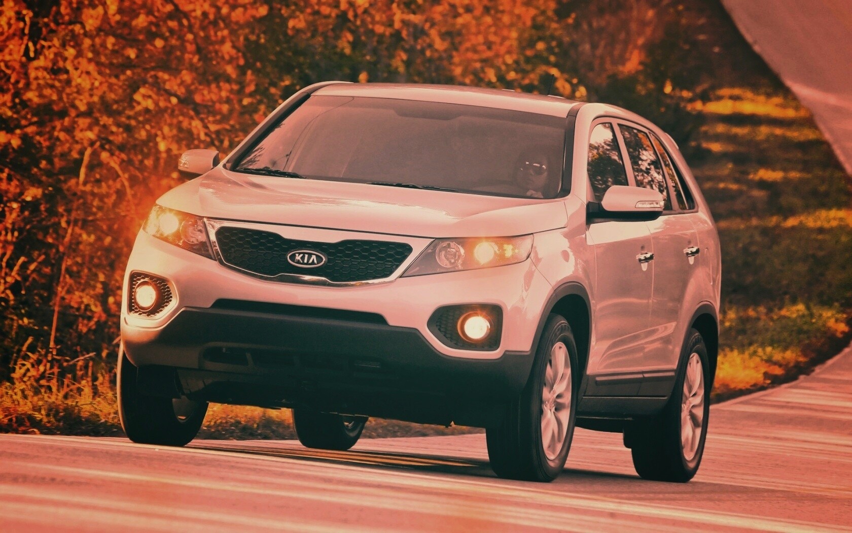 Кроссовер КИА обои