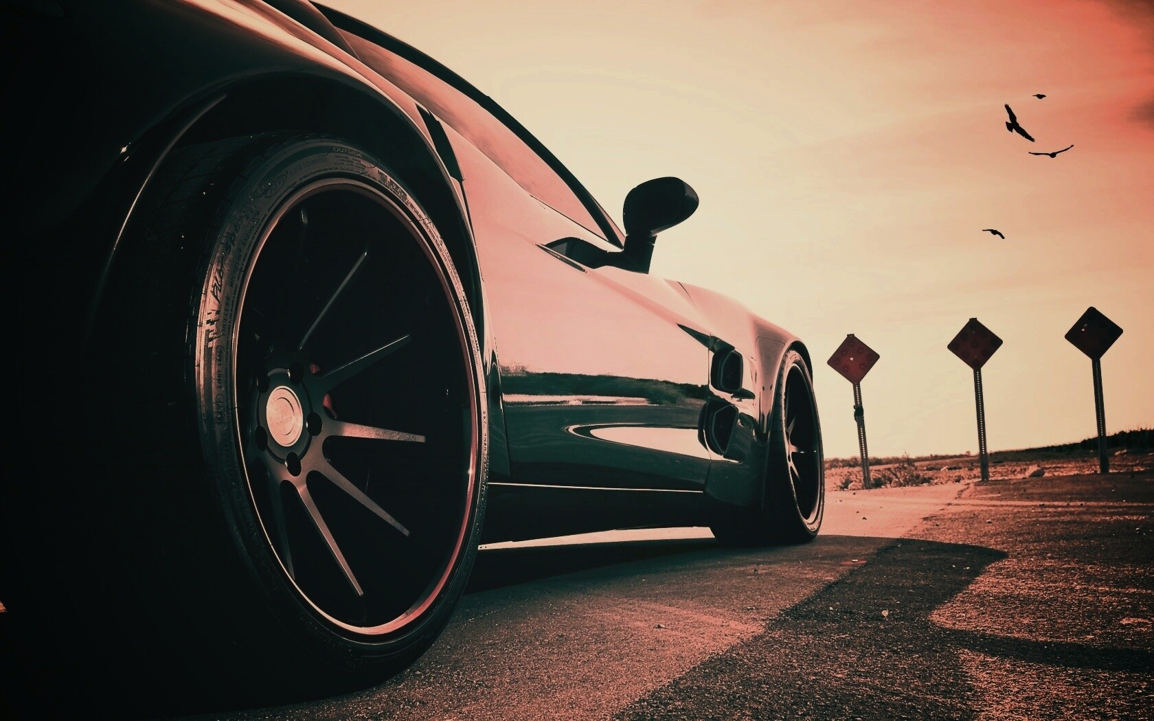 Чёрный концепт обои