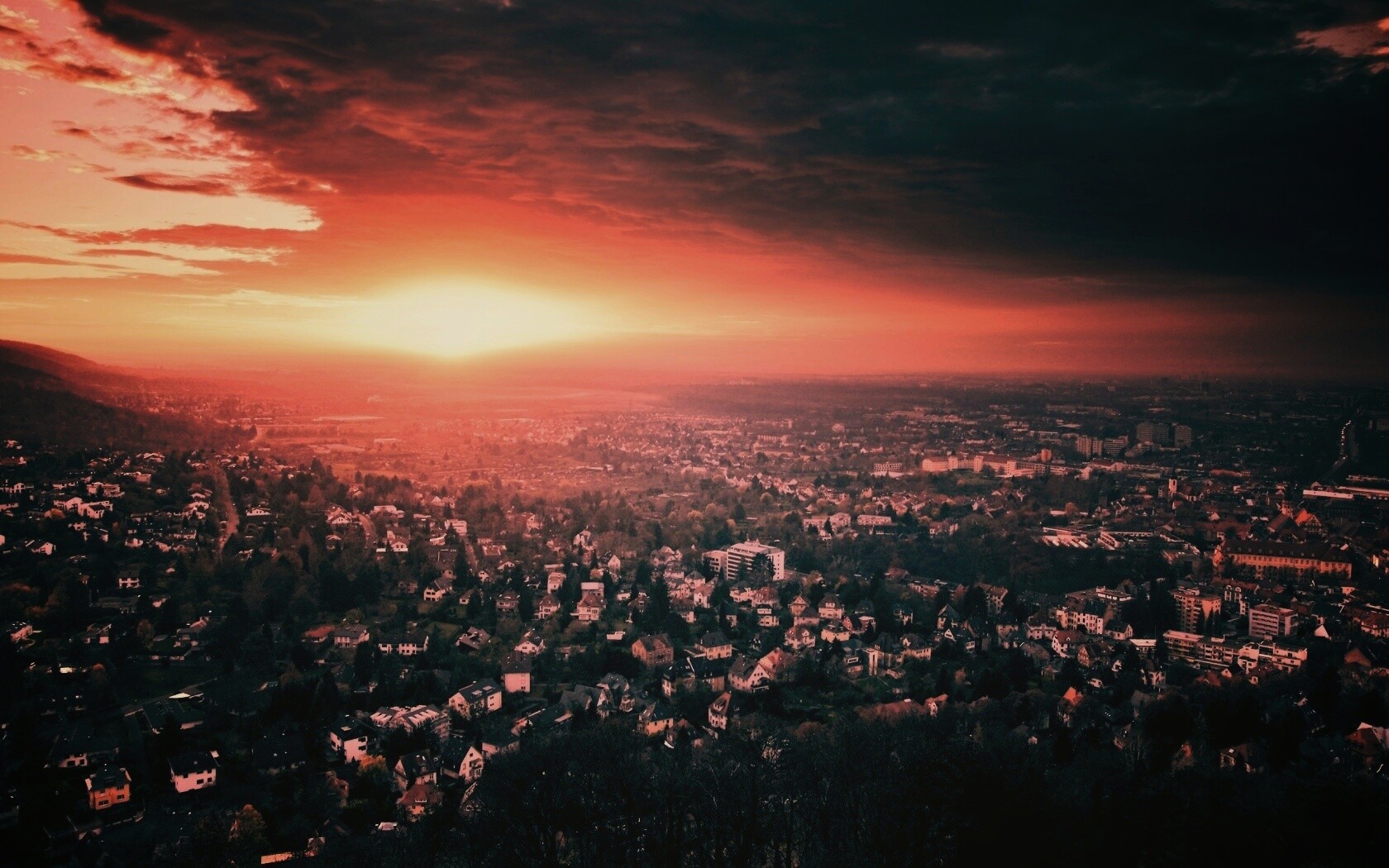 Закат над городом обои