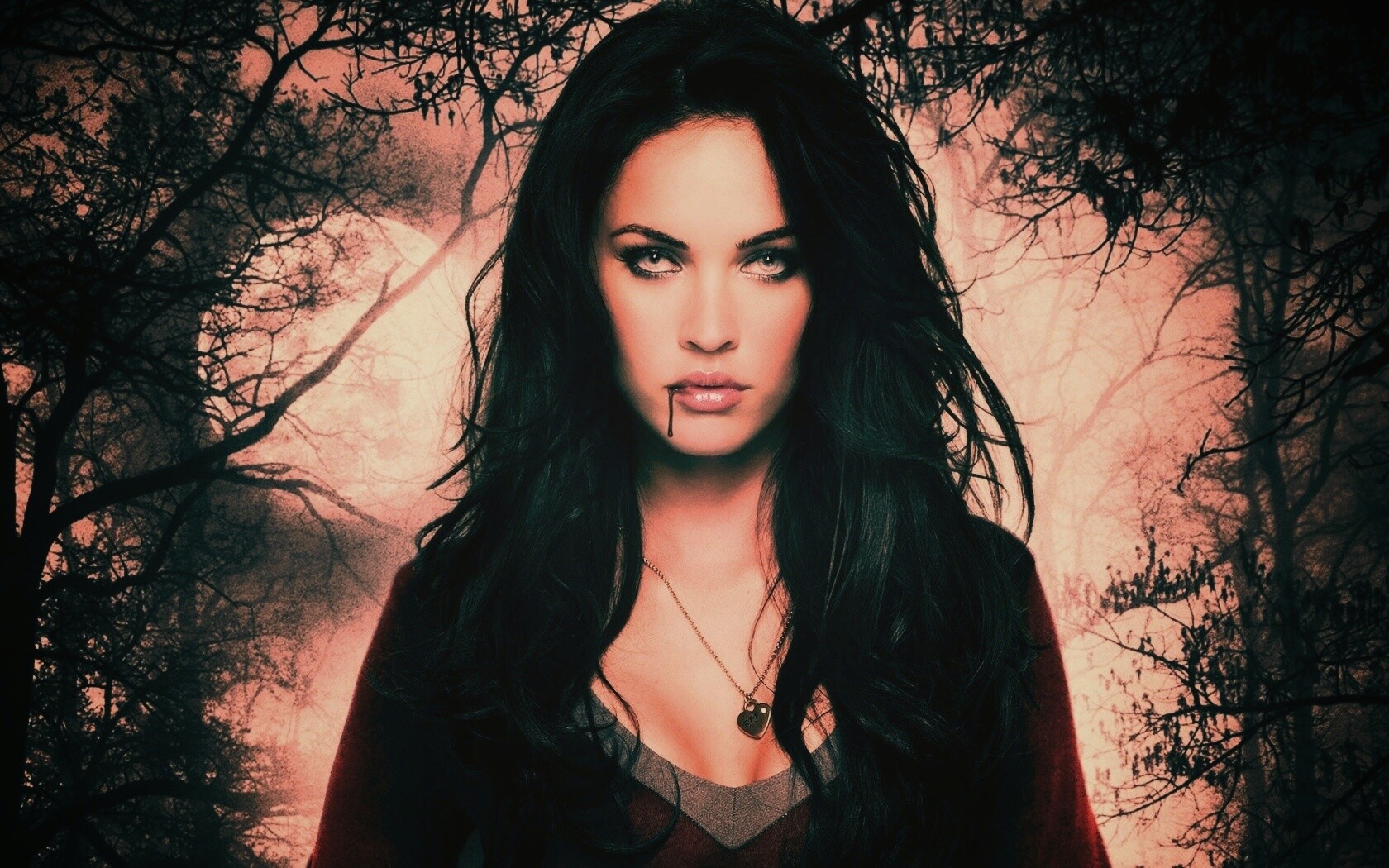 Вампирша обои