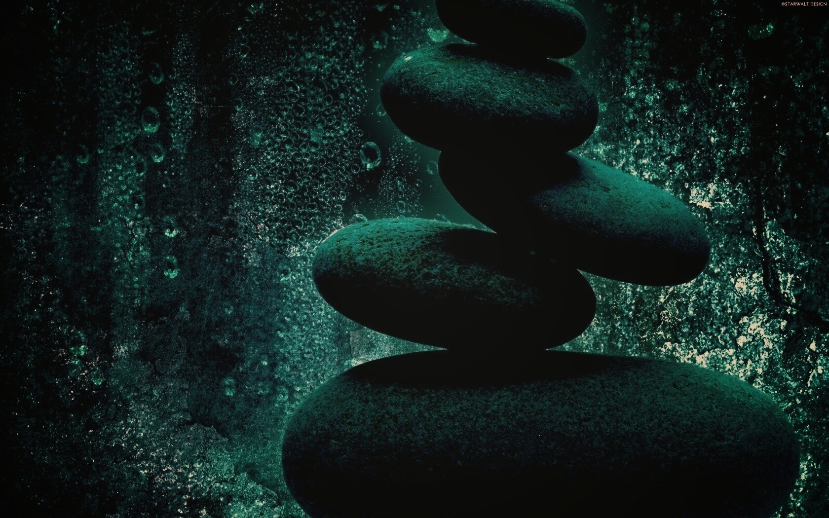 Башня из камней под водой обои