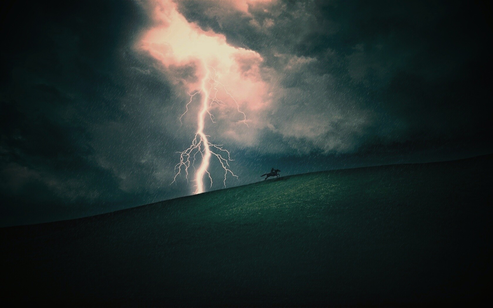 Всадник в буре обои