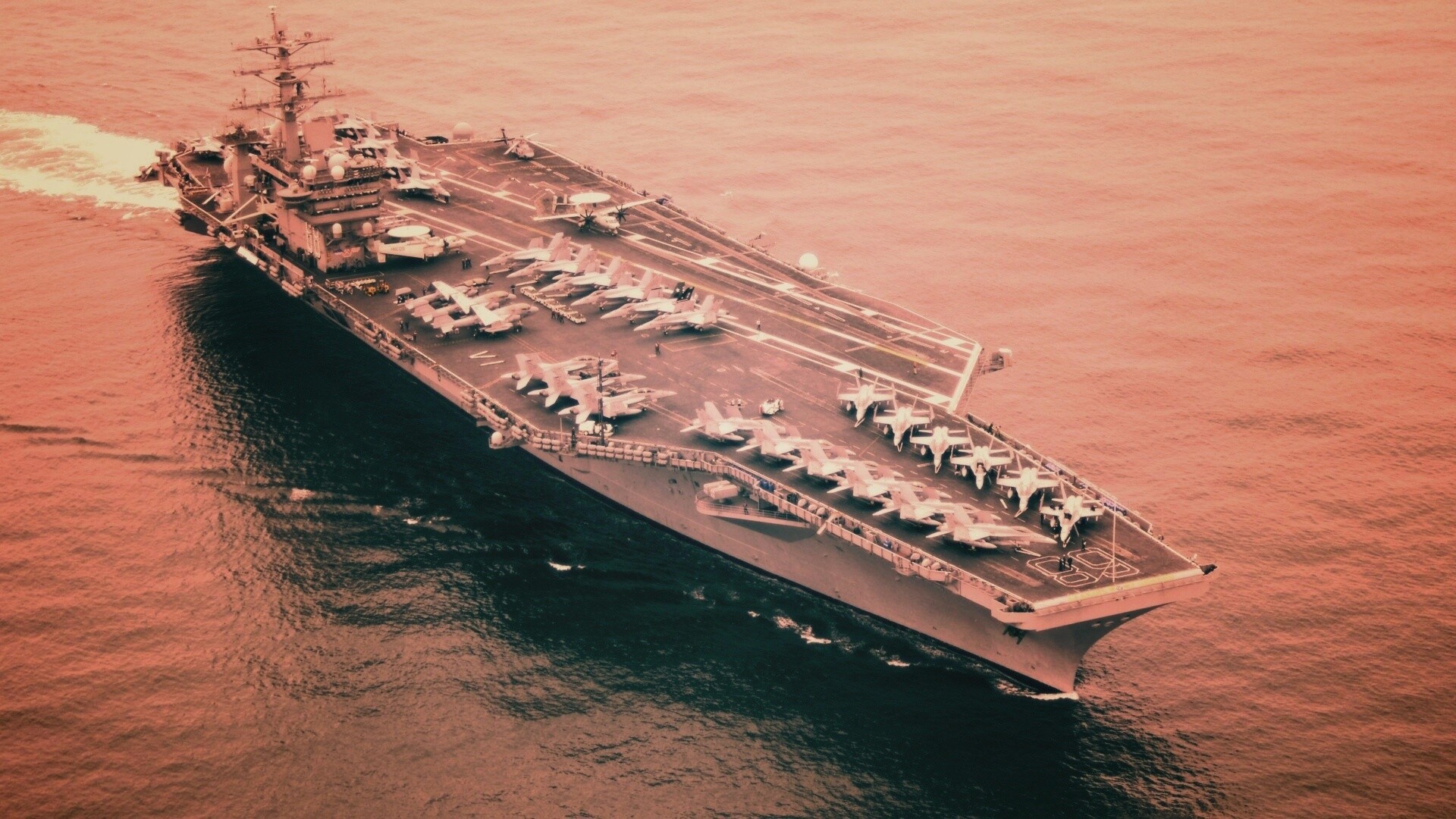 Авианосец в море обои