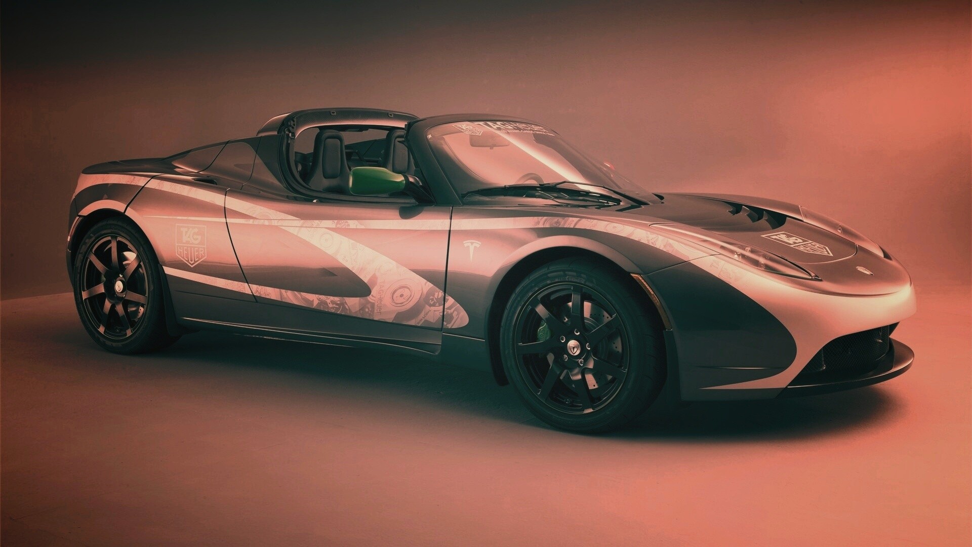 Tag Heuer Tesla Roadster обои