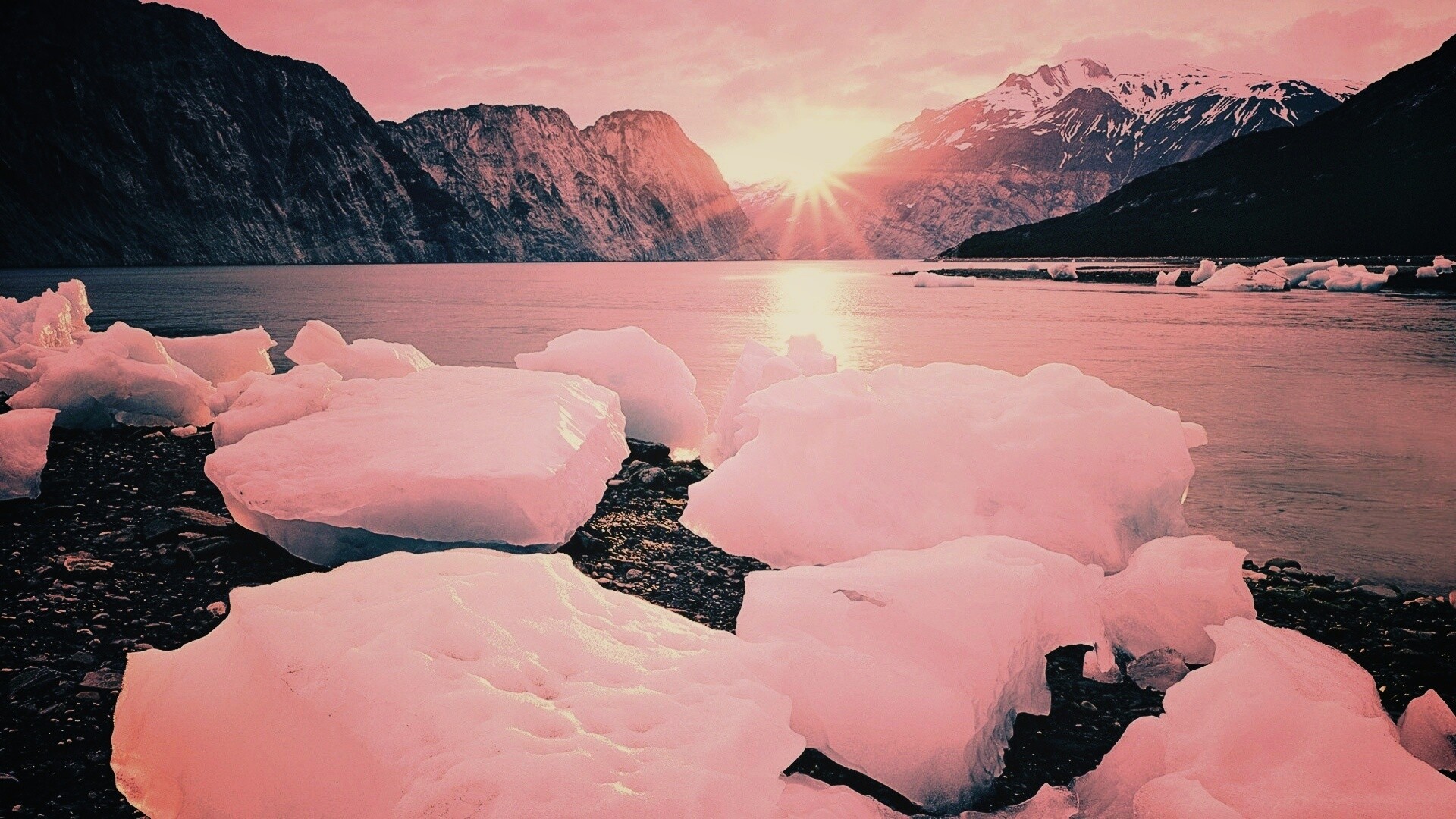 Зимнее горное озеро обои