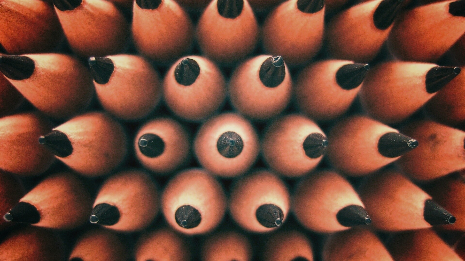 Чёрные карандаши обои