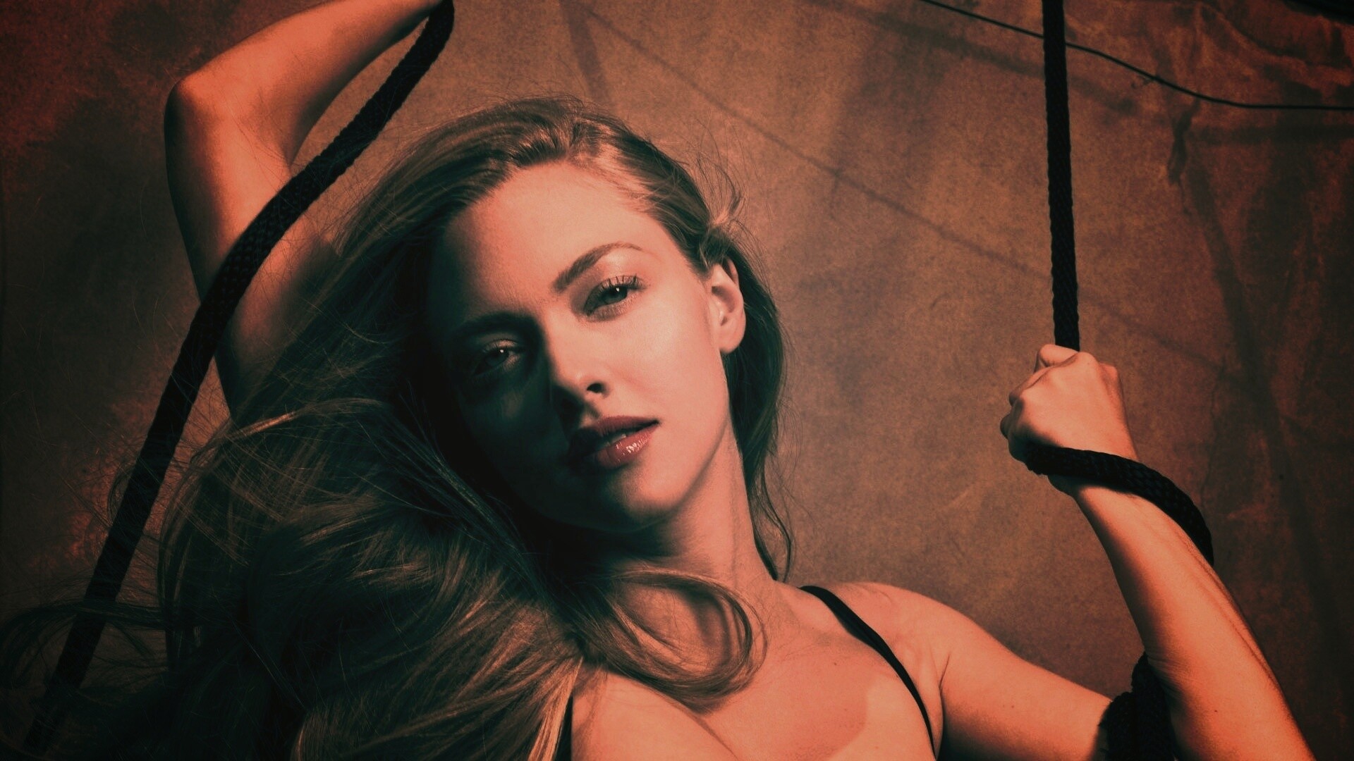 Аманда Сейфрид обои