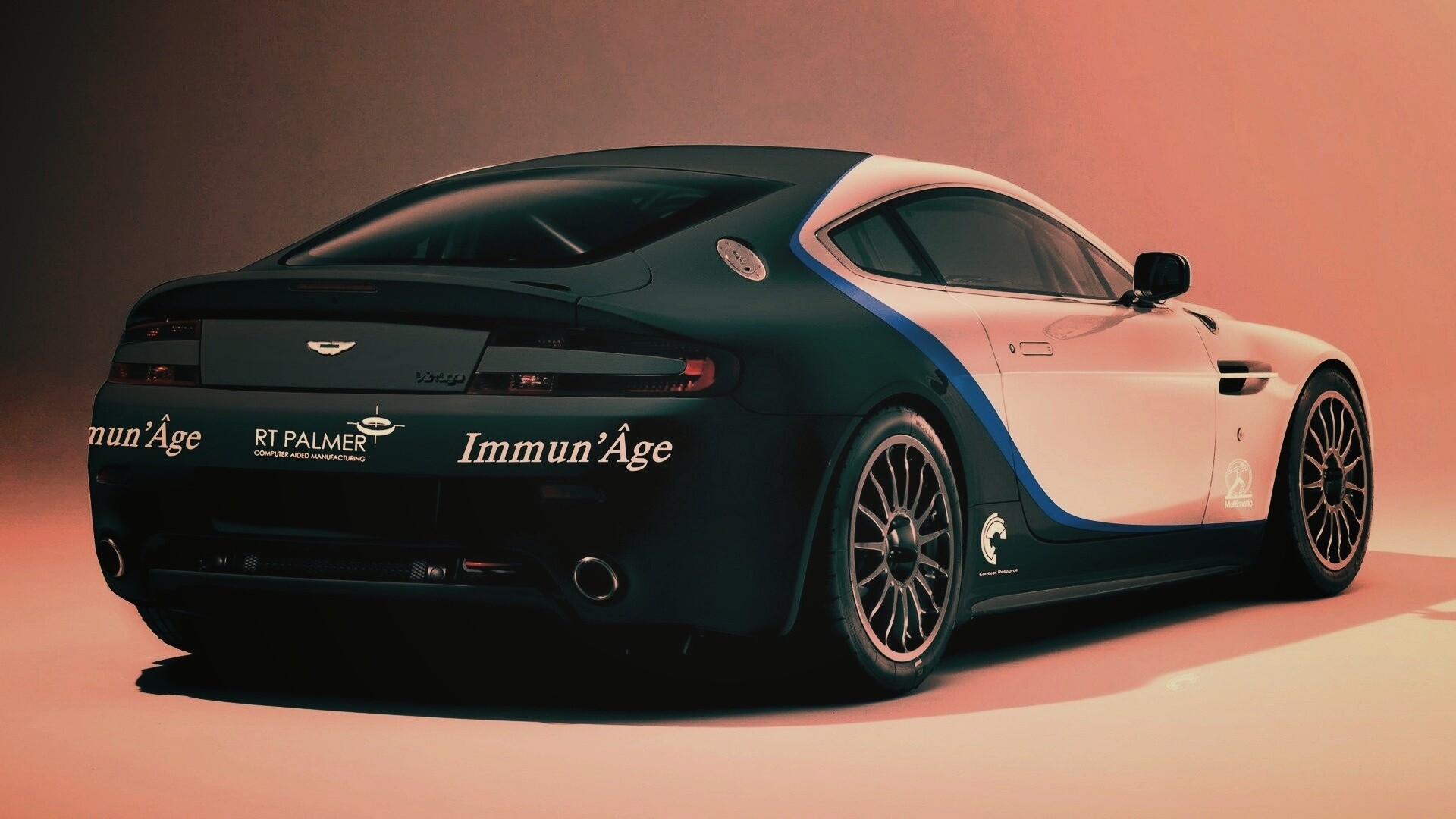 Астон Мартин обои