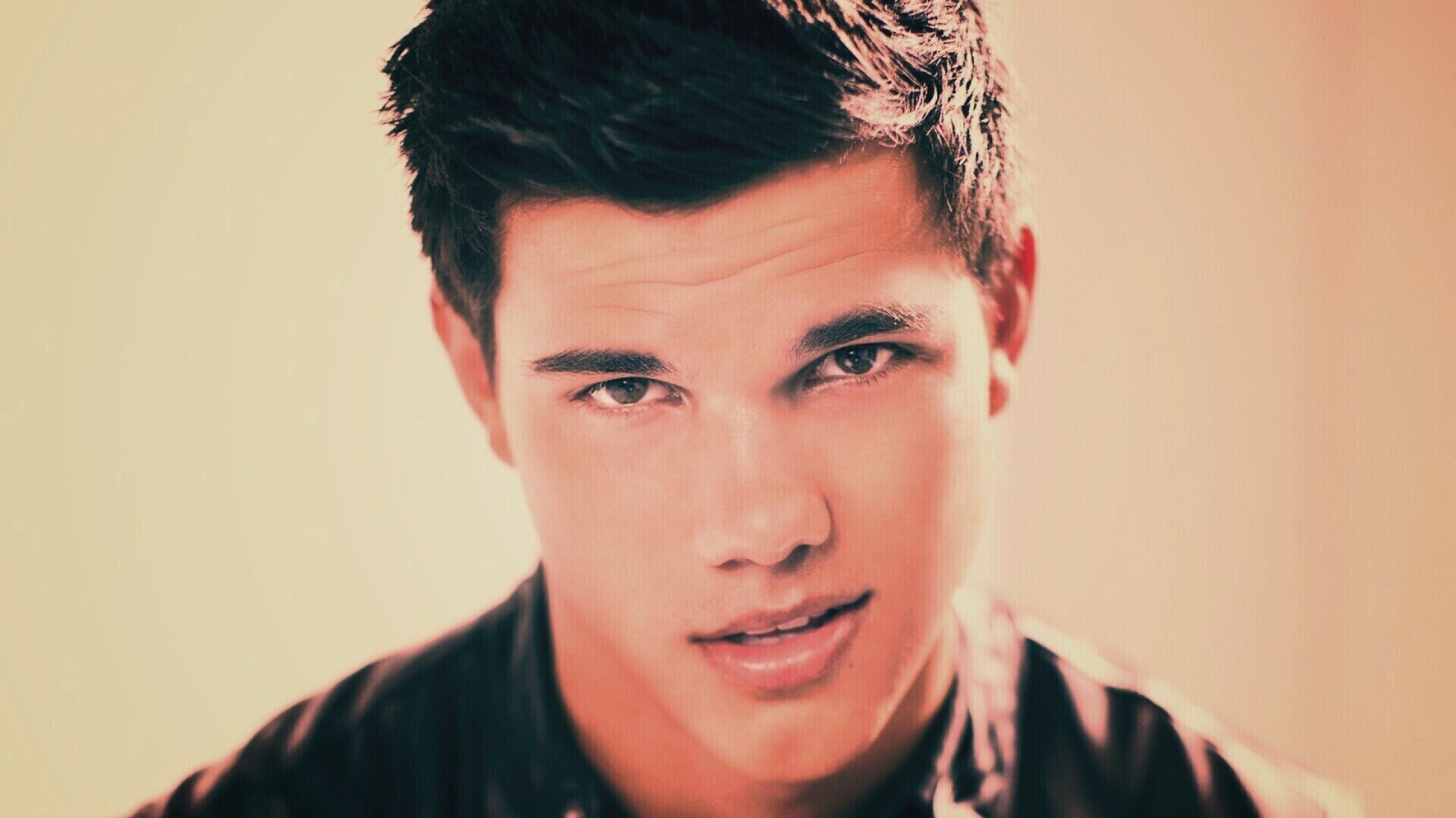 Тайлор Лотнер обои