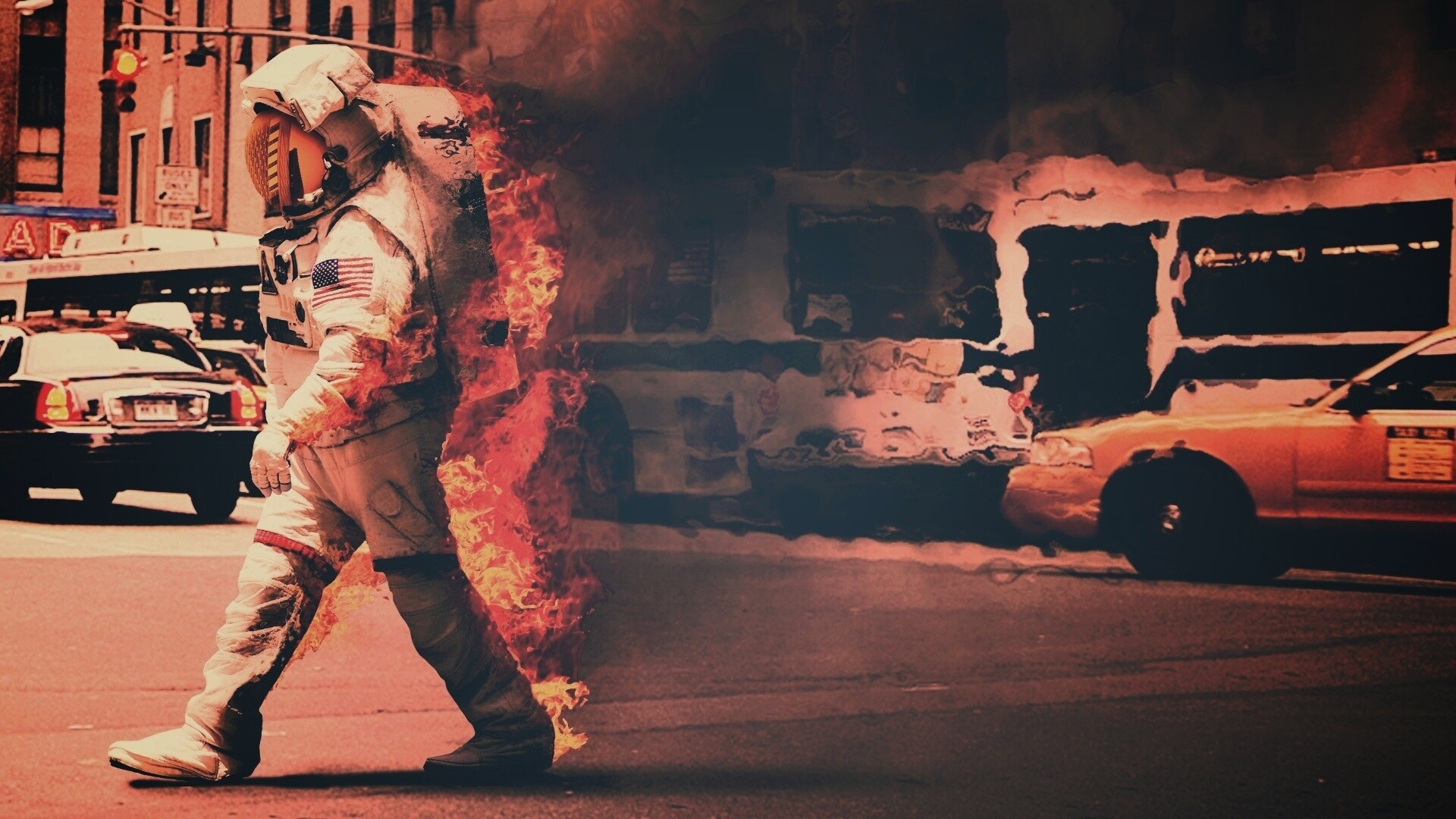 Астронавт в огне обои