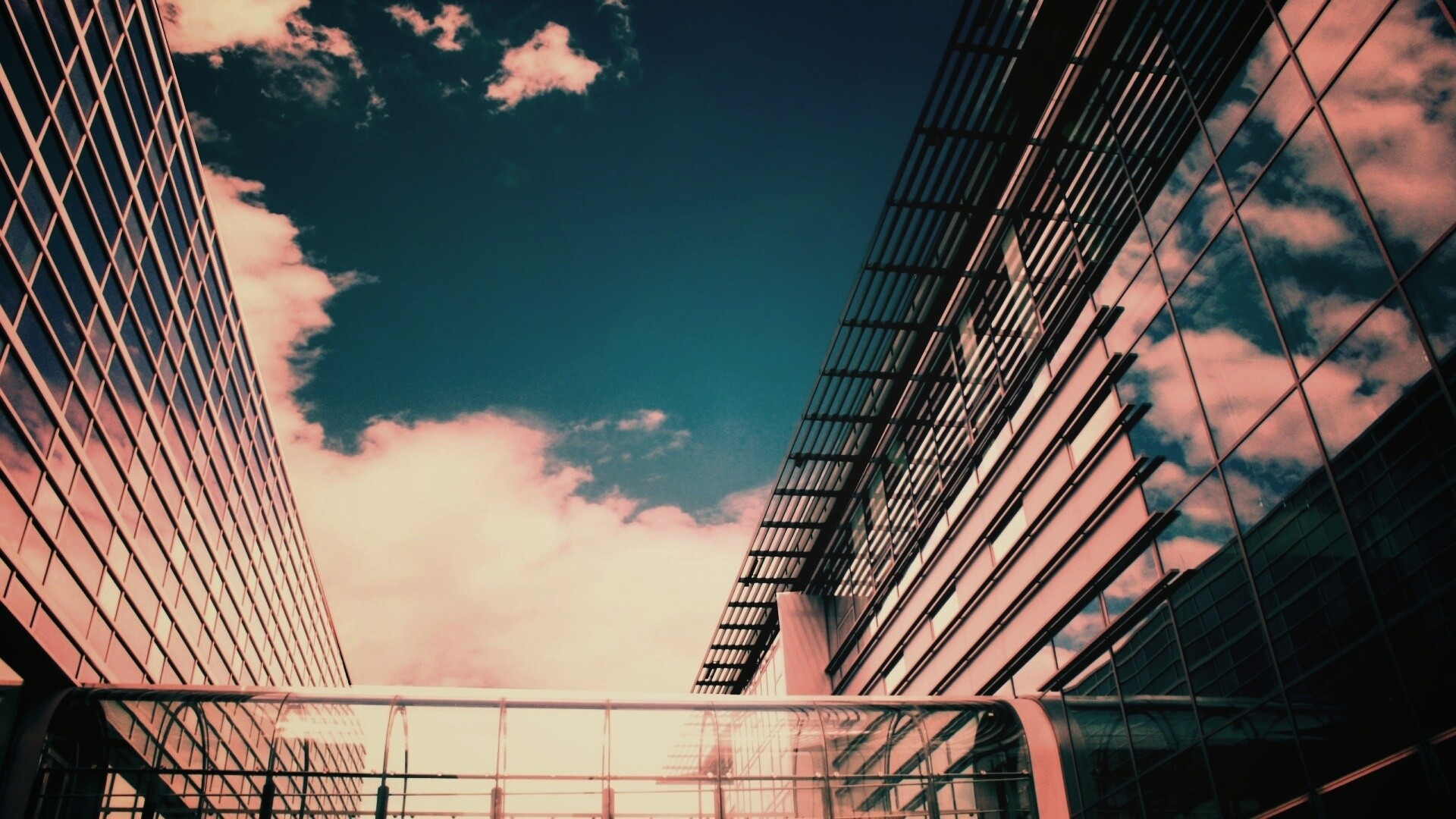 Стекло и металл обои