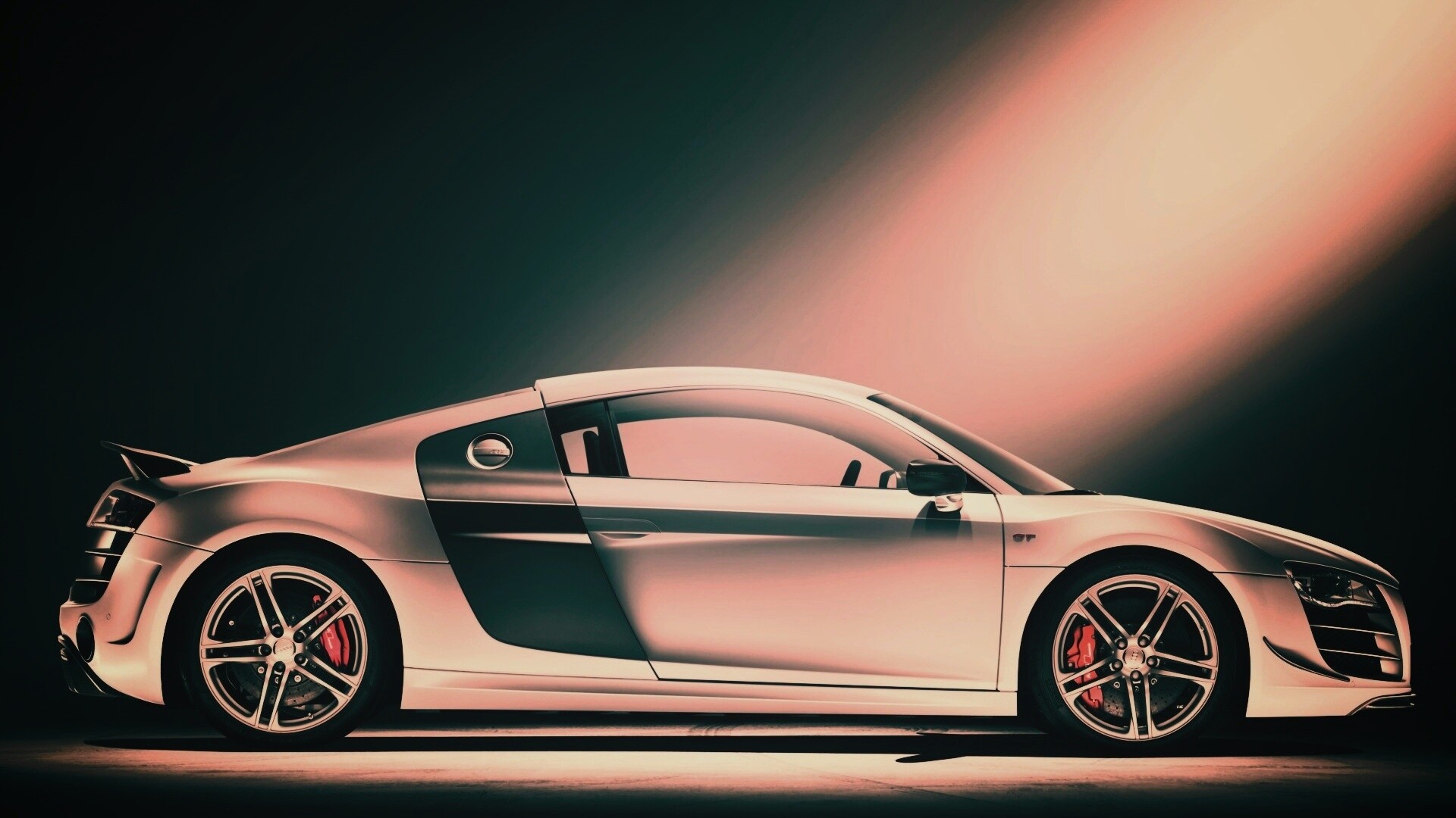 Audi R8 вид сбоку обои