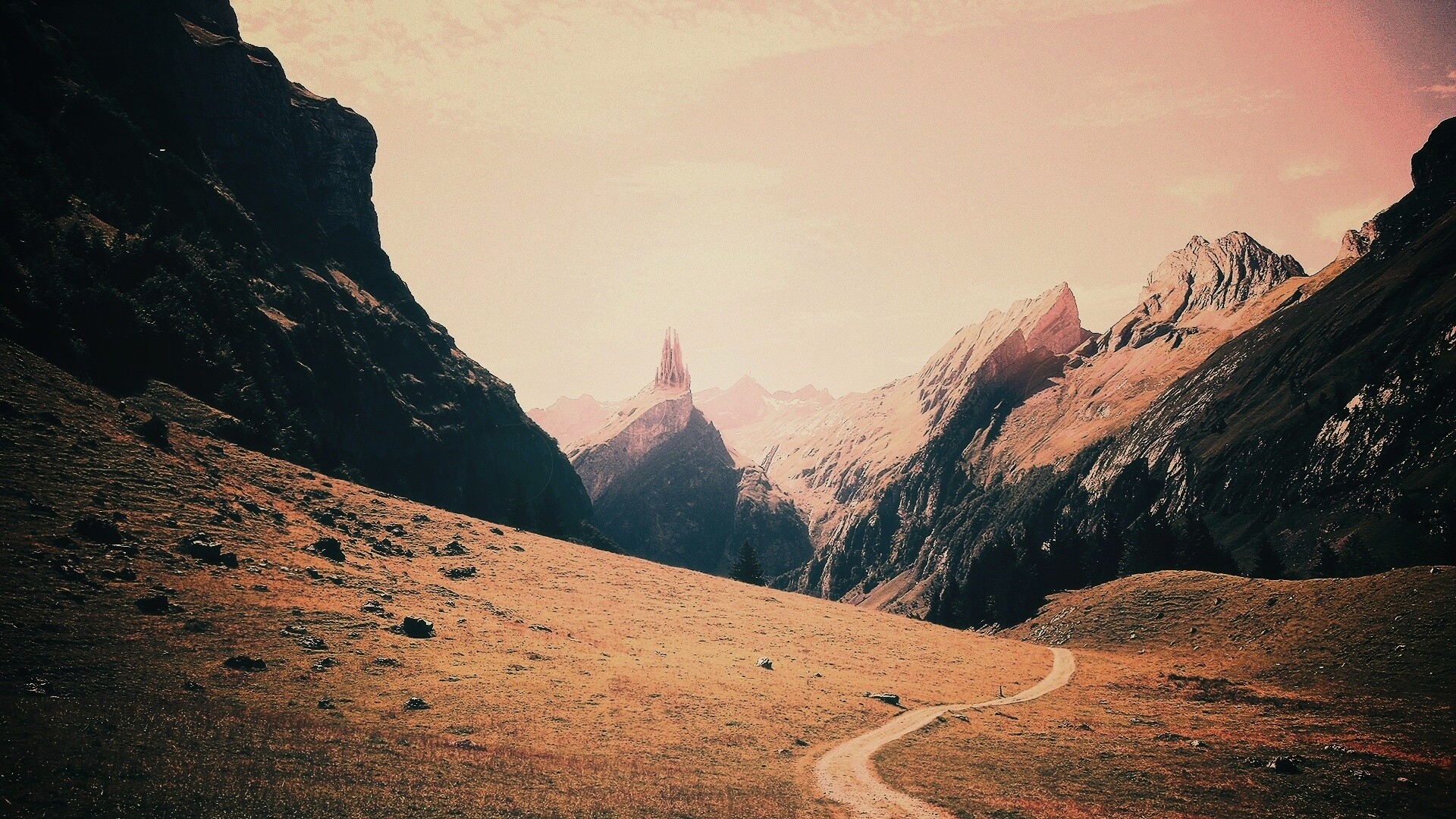 Храм в горах обои