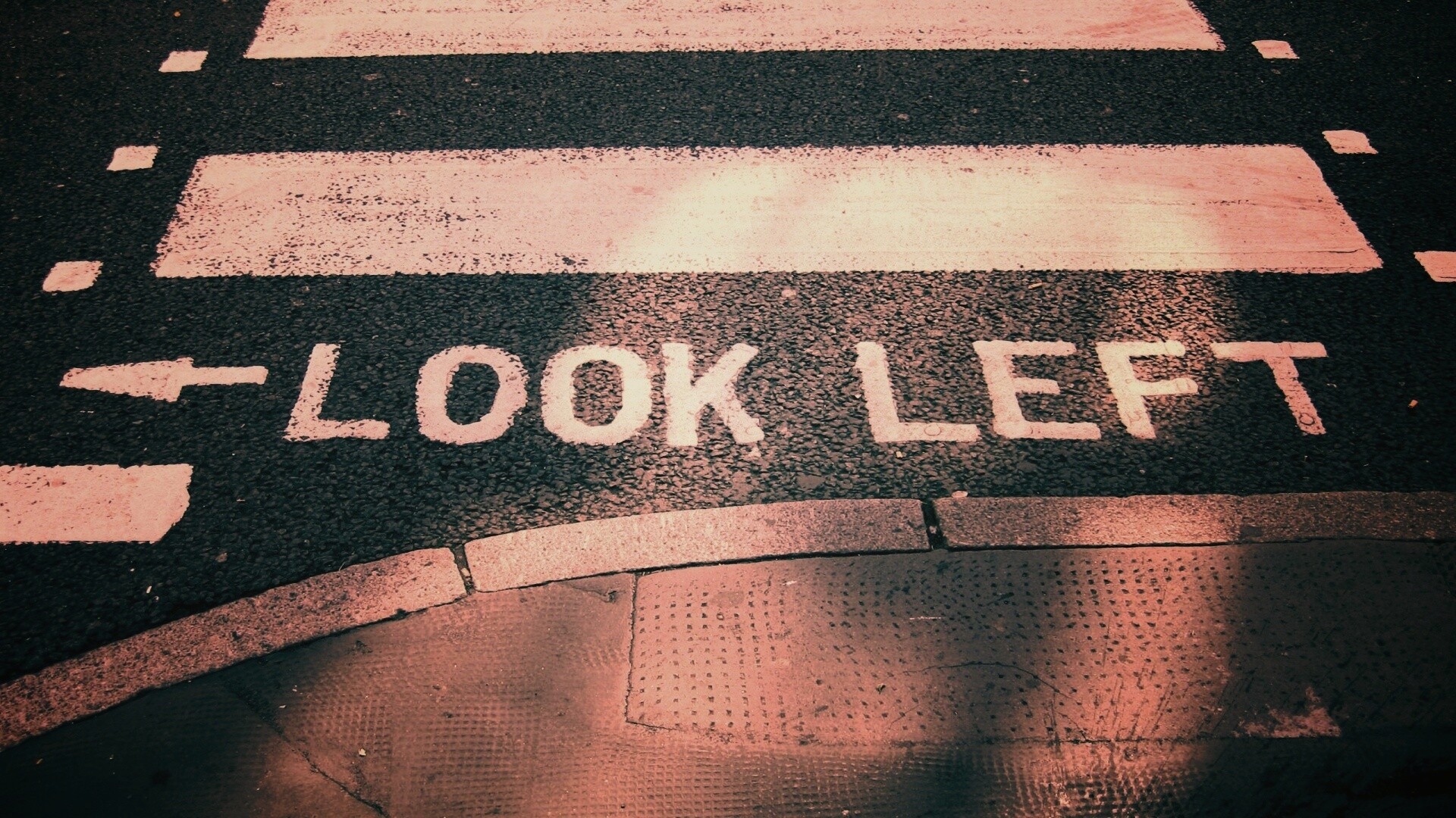 Посмотрите налево обои