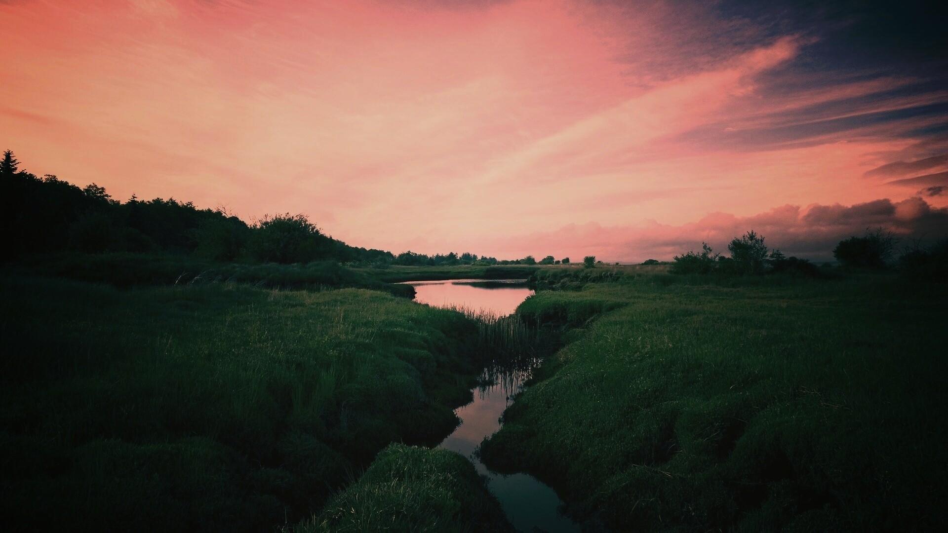 Канава и пруд обои