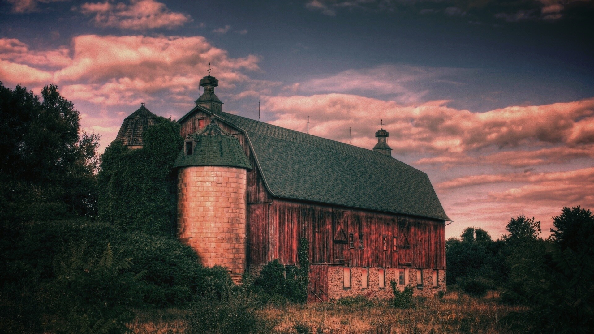 Старый красный амбар обои