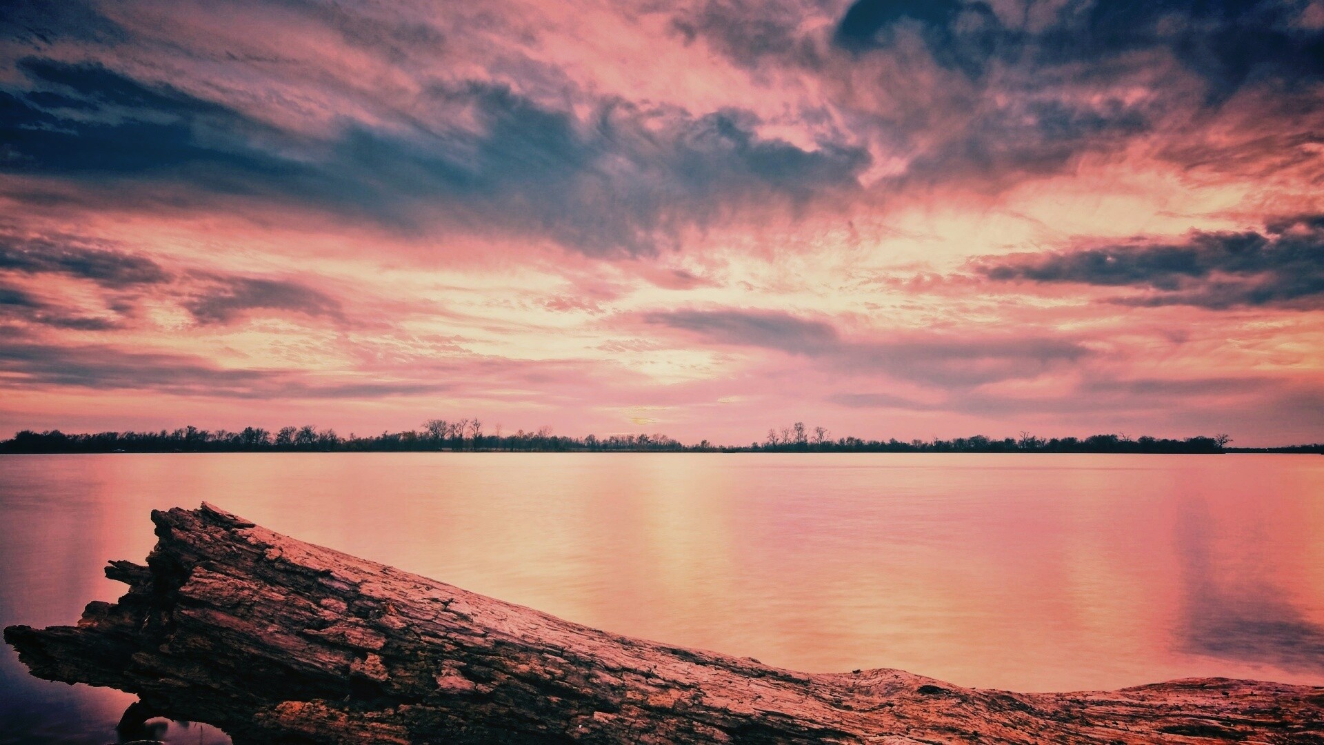 Закат на озере обои