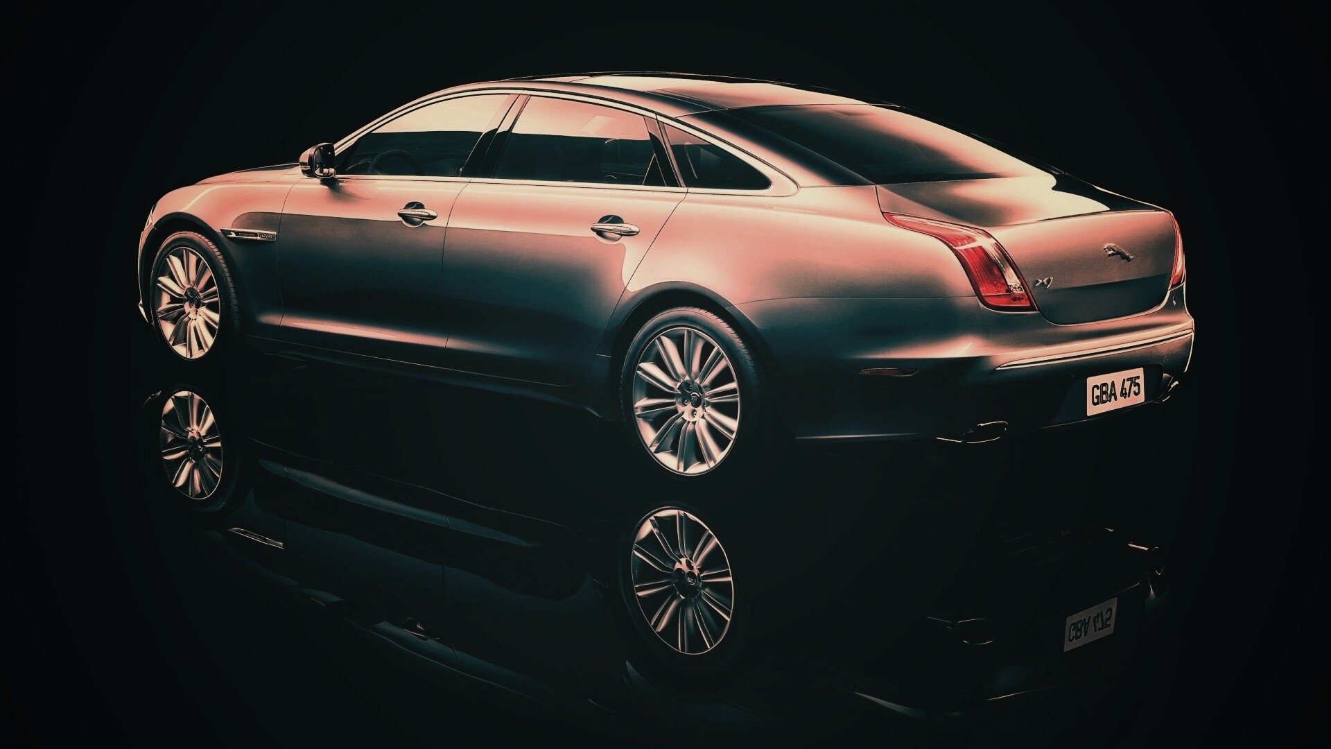 Шикарный седан от ягуар обои