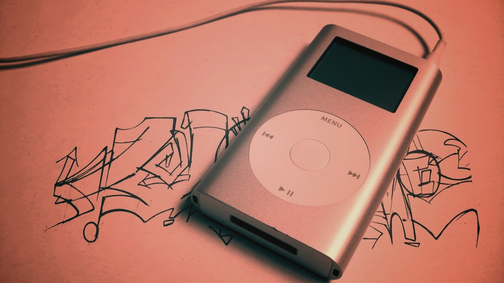 iPod на лиске с граффити обои