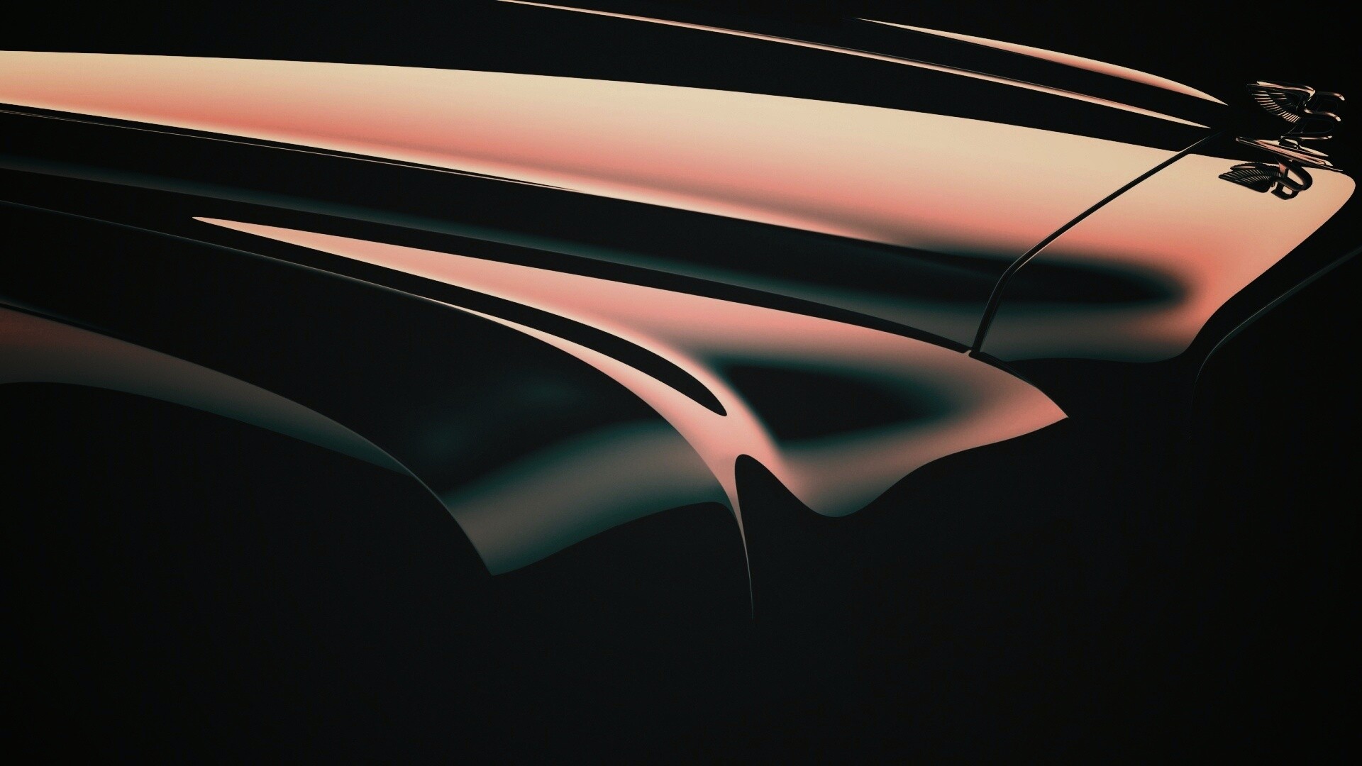 Капот чёрного авто обои