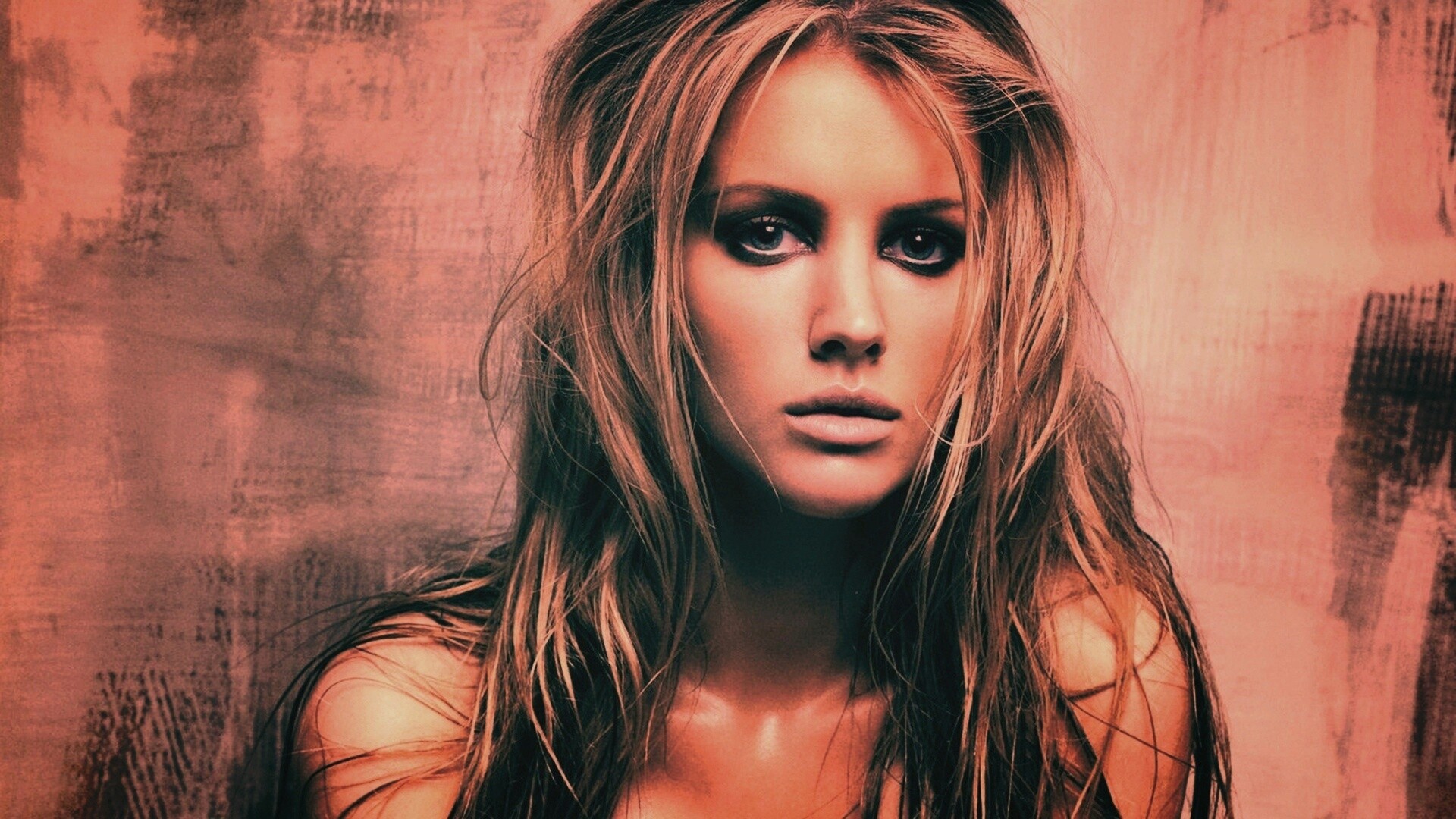 Брюнетка обои