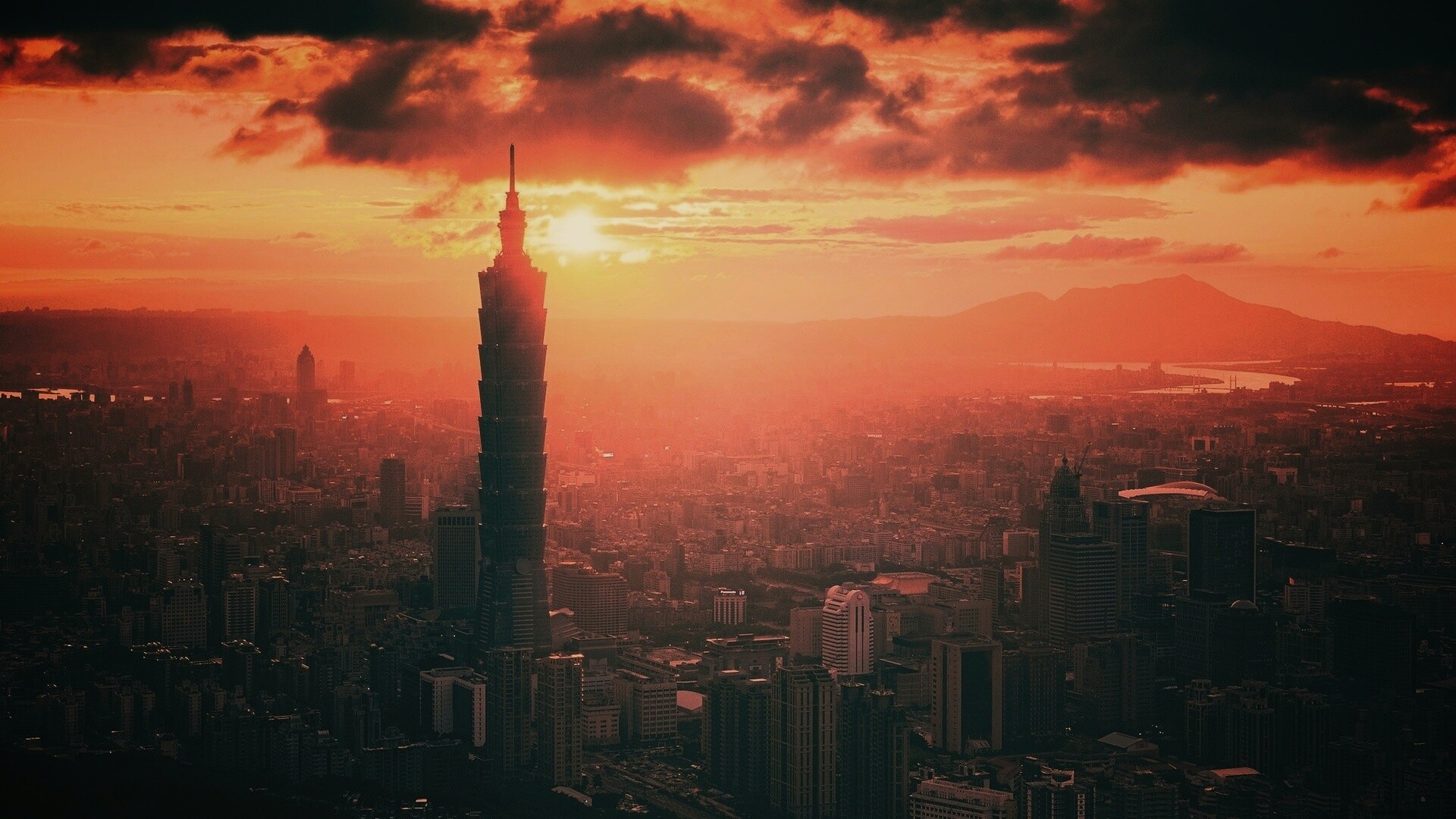 Башня на закате обои