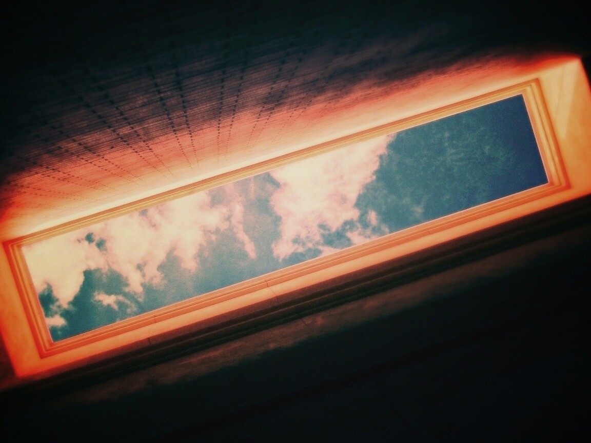 Прямоугольный каменный колодец обои