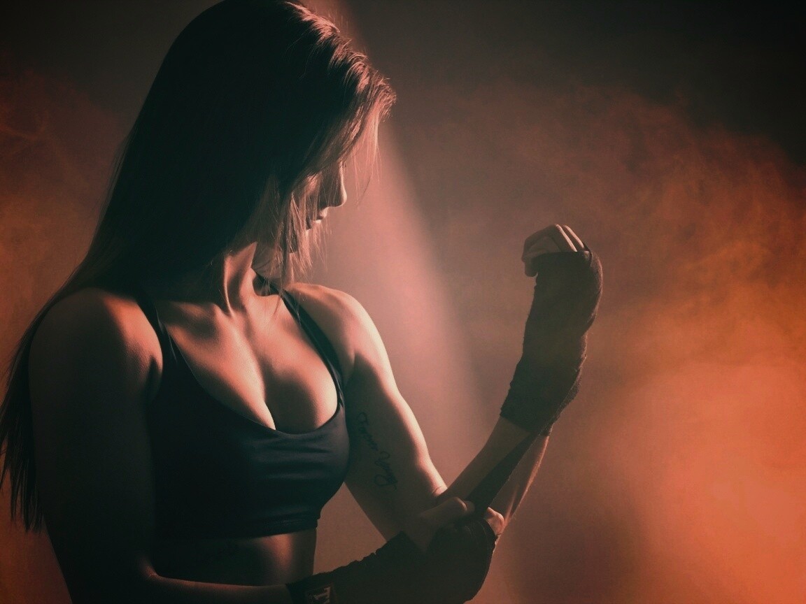 Спортивная девушка обои