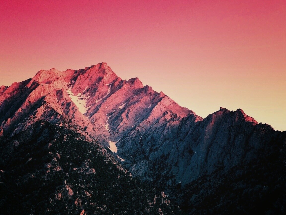 Розовые горы обои