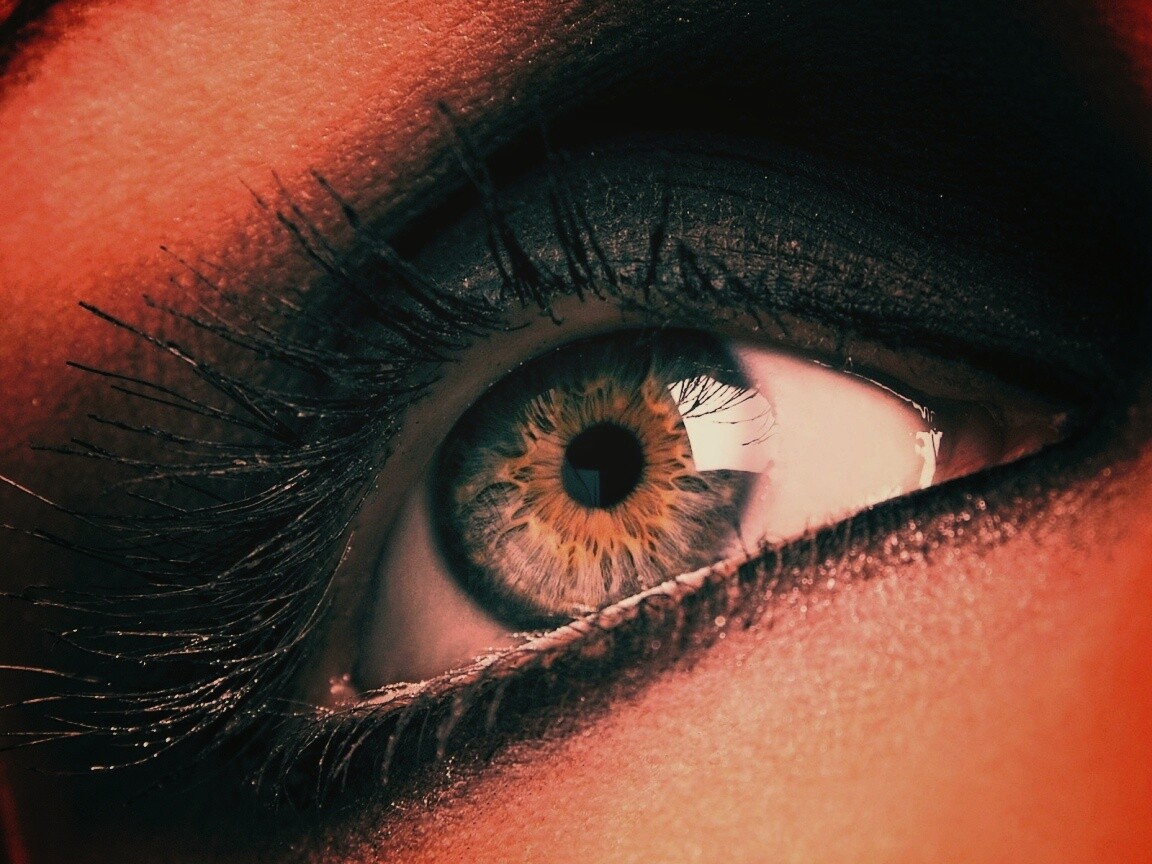 Оранжевый глаз обои