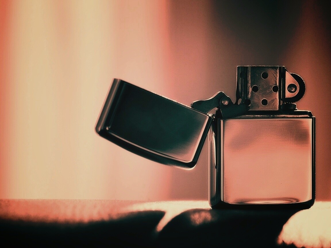 Зажигалка обои