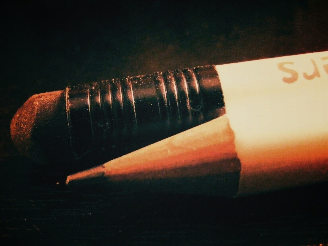 Карандаш обои