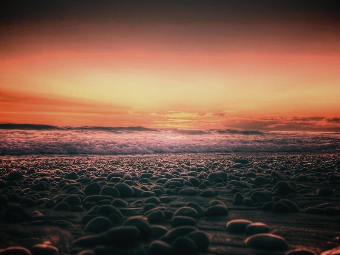 Каменистый пляж обои