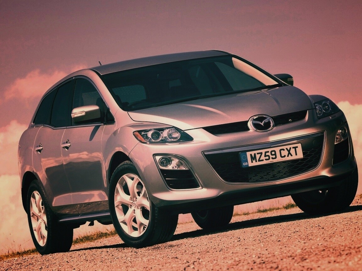 Кроссовер Mazda обои